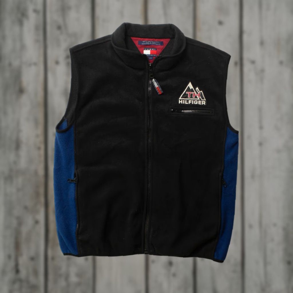 Tommy Hilfiger VINTAGE Tommy Hilfiger Outdoors Fleece Vest Shirt Adult Large Black 1990s Mens Size US L / EU 52-54 / 3 - 1 Thumbnail