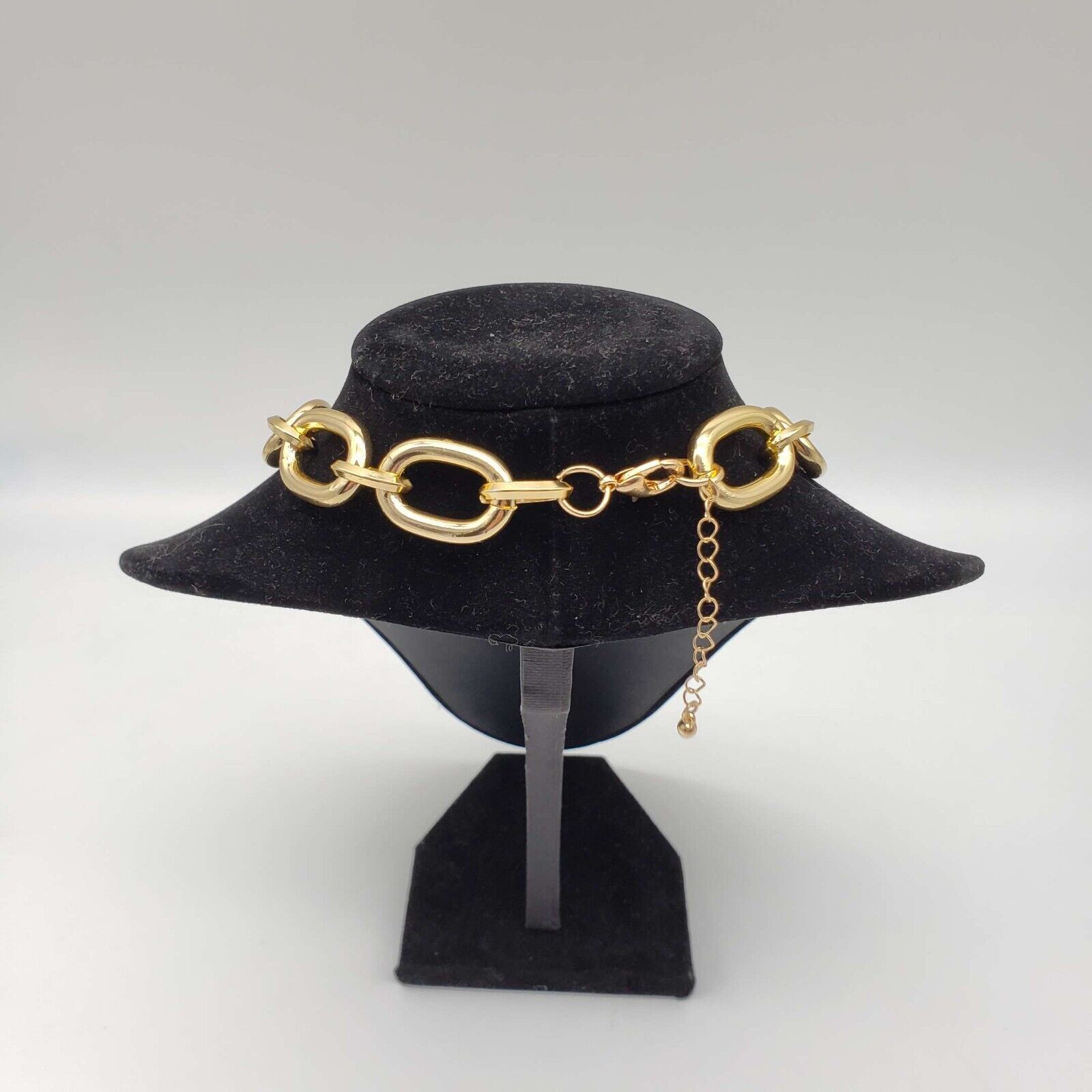 Louis Vuitton Auth Louis Vuitton Lock & Key w/ Unbranded Gold Plated Chain Size ONE SIZE - 3 Thumbnail