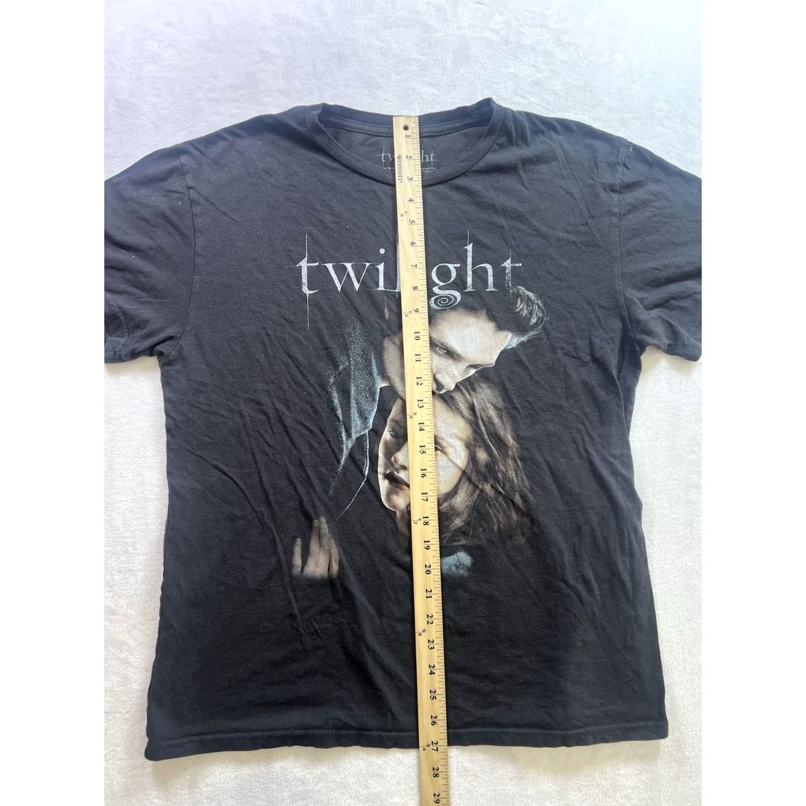 Bell Twilight Black T-Shirt Women's XL Crew Neck 100% Cotton Short Sleeve Classic Fit Unisex Adults Movie Theme Size XL / US 12-14 / IT 48-50 - 3 Thumbnail