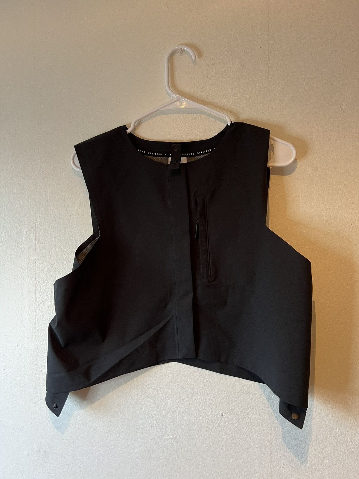 Nike Nike Run Division Black Storm Fit Snap Button Vest Size M Size M / US 6-8 / IT 42-44 - 1 Thumbnail