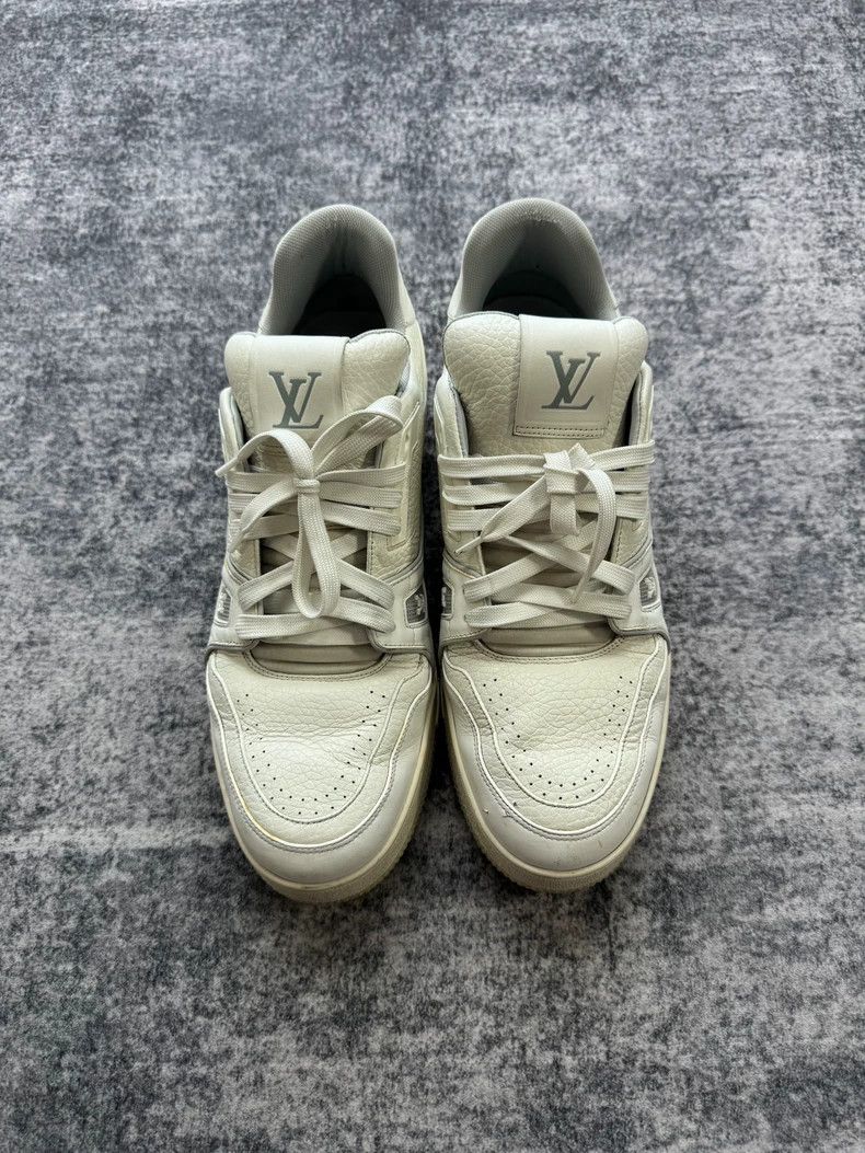 Louis Vuitton Louis Vuitton White Cement Trainer shoes Size US 10.5 / EU 43-44 - 2 Thumbnail