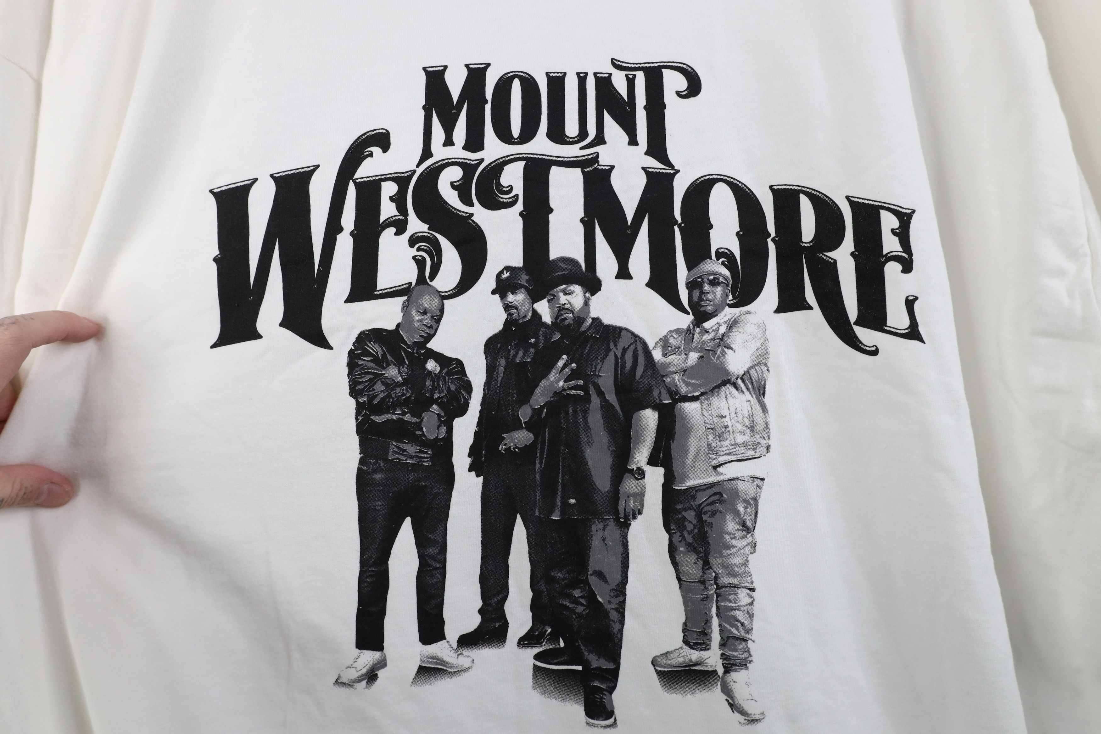 Vintage Vintage 40 Snoop Dogg Ice Cube Long Sleeve Rap T-Shirt White Size US XXL / EU 58 / 5 - 4 Thumbnail