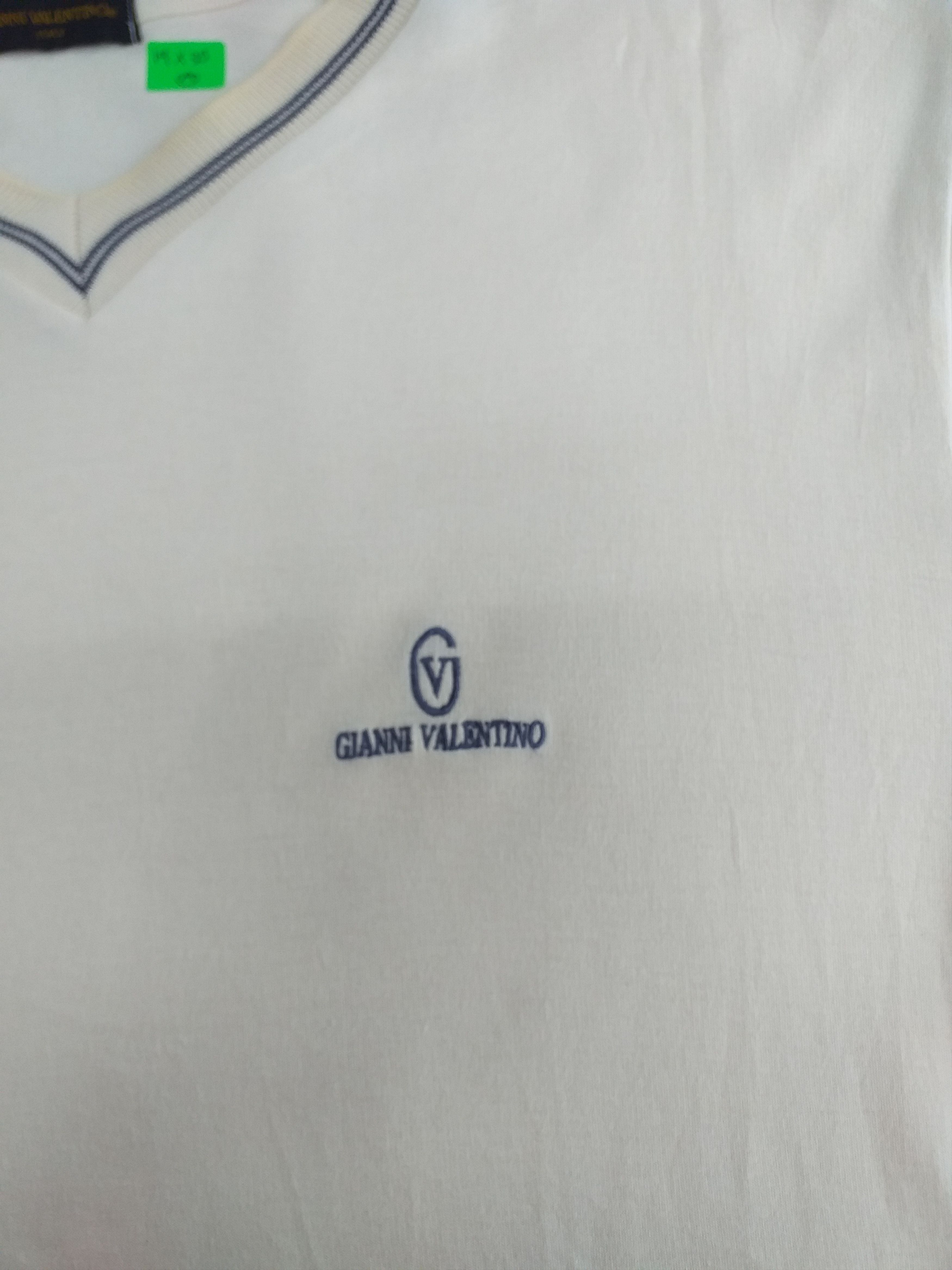 Valentino Gianni Valentino Small Logo Medium T-Shirt -A020 Size US M / EU 48-50 / 2 - 4 Thumbnail