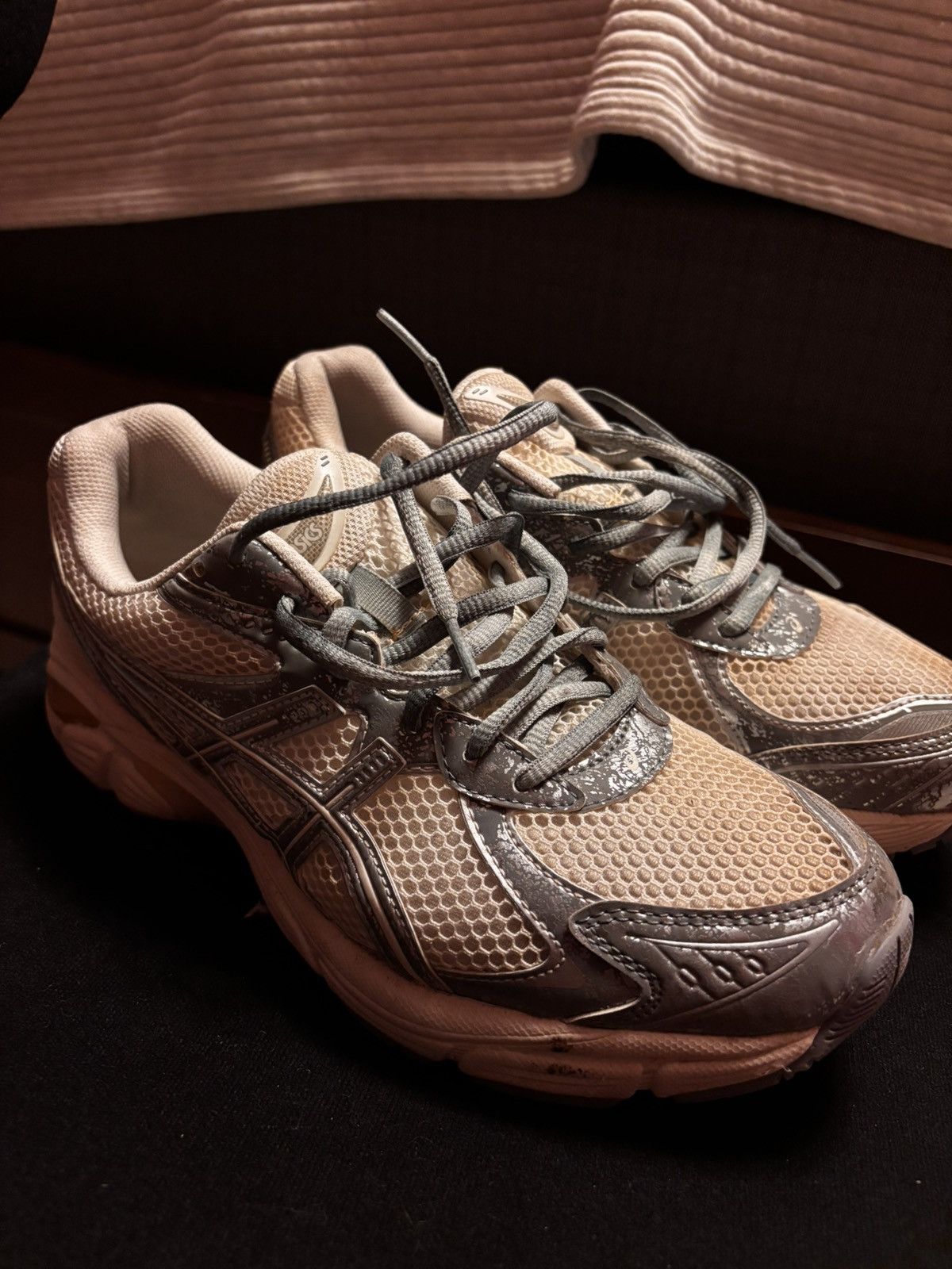 Asics Asics 2160 Cream/Pure silver Size US 9 / EU 42 - 2 Thumbnail