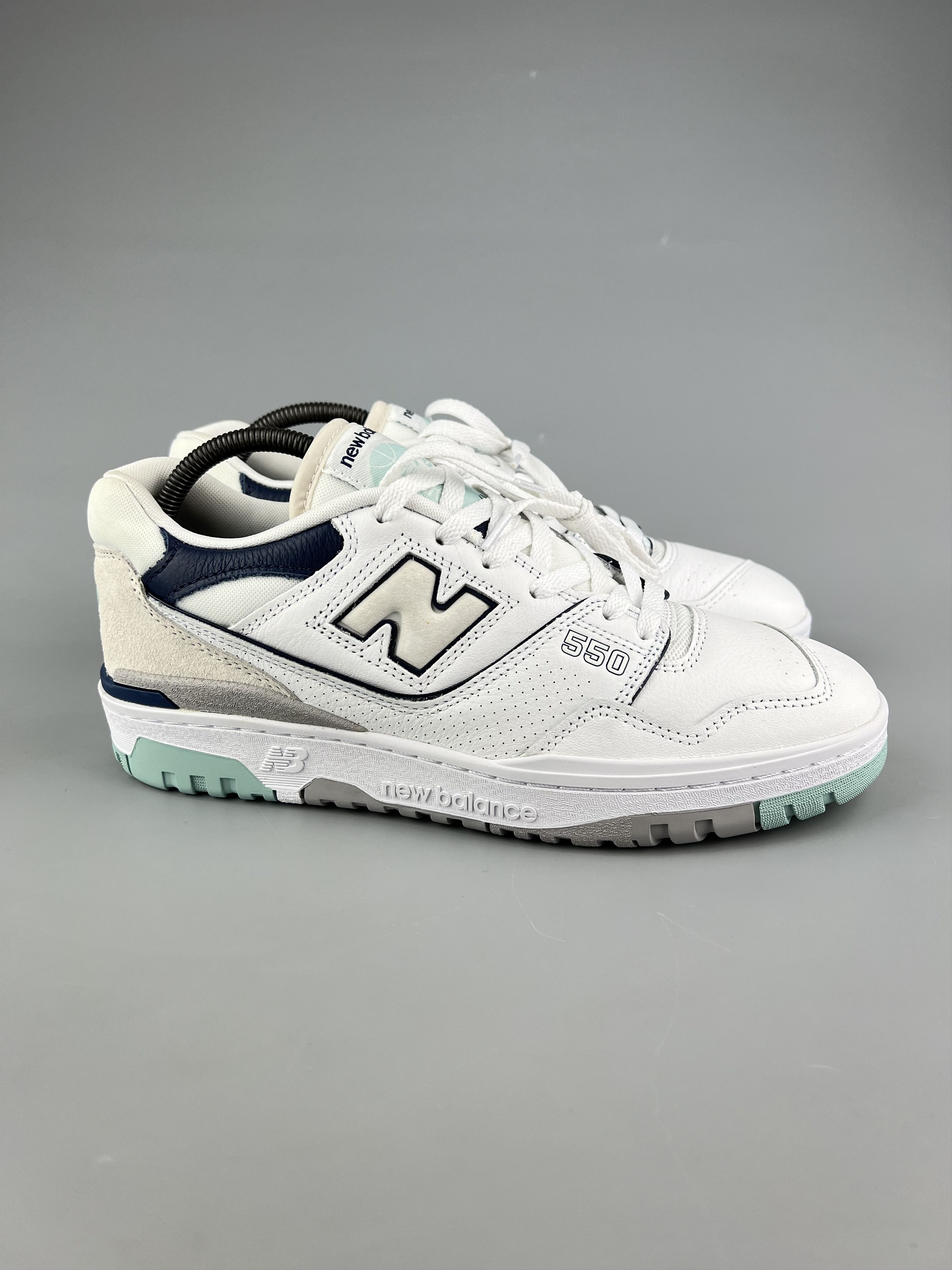 New Balance New Balance 550 Men's Leather Sneakers US9.5 Size US 9.5 / EU 42-43 - 1 Thumbnail