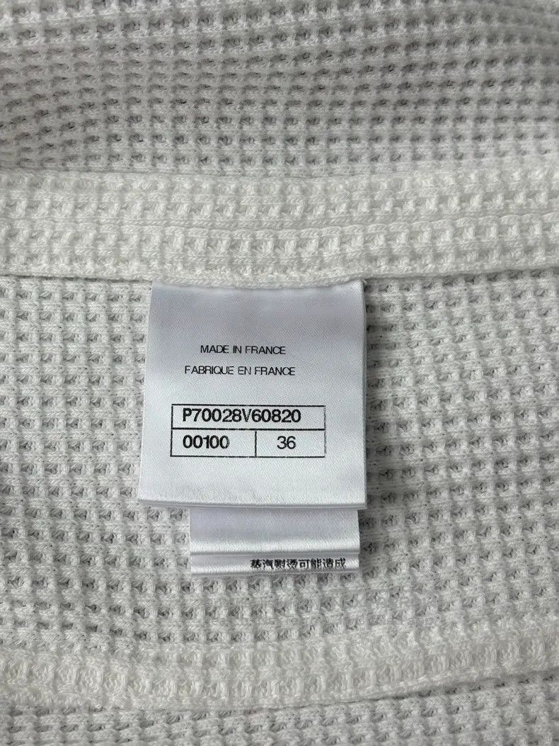 Chanel Chanel 21C popular white and black rolled-edged waffle coa Size XS / US 0-2 / IT 36-38 - 8 Thumbnail