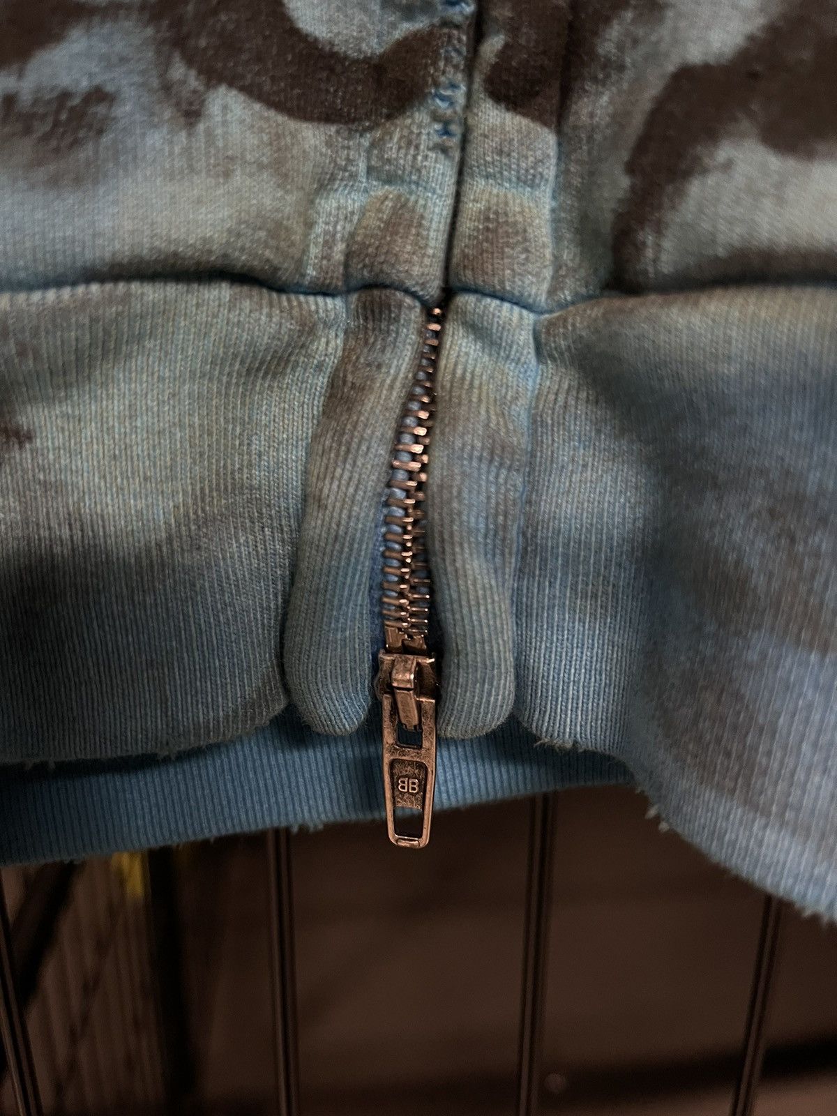 Balenciaga Balenciaga Blue Skater Zip Hoodie Size US S / EU 44-46 / 1 - 7 Thumbnail