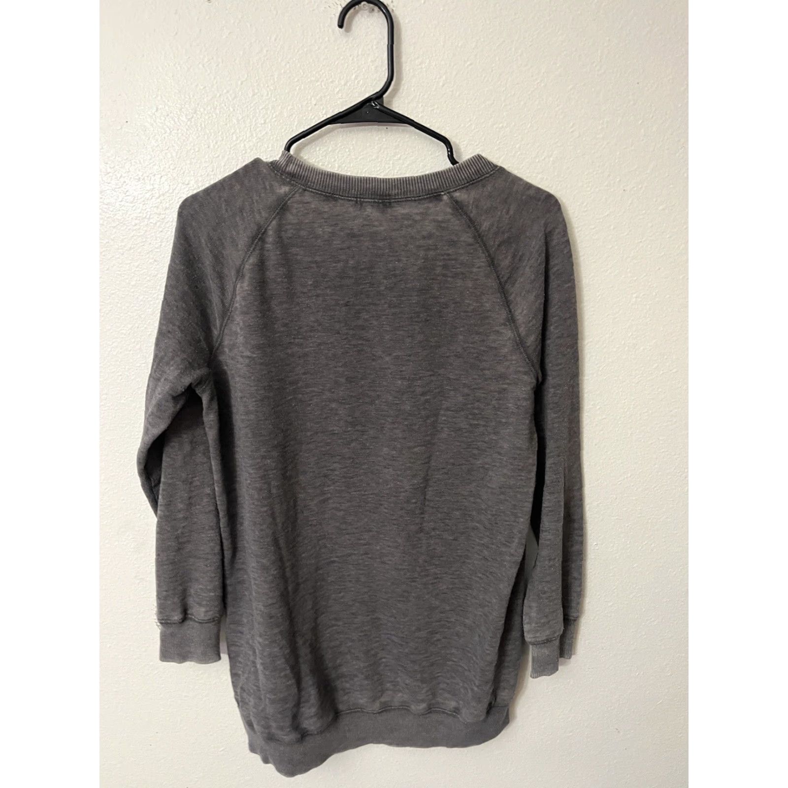 Gap VINTAGE Gap Women's Solid Gray Oversized Long Sleeve Crew Neck Sweater Small Size S / US 4 / IT 40 - 2 Thumbnail