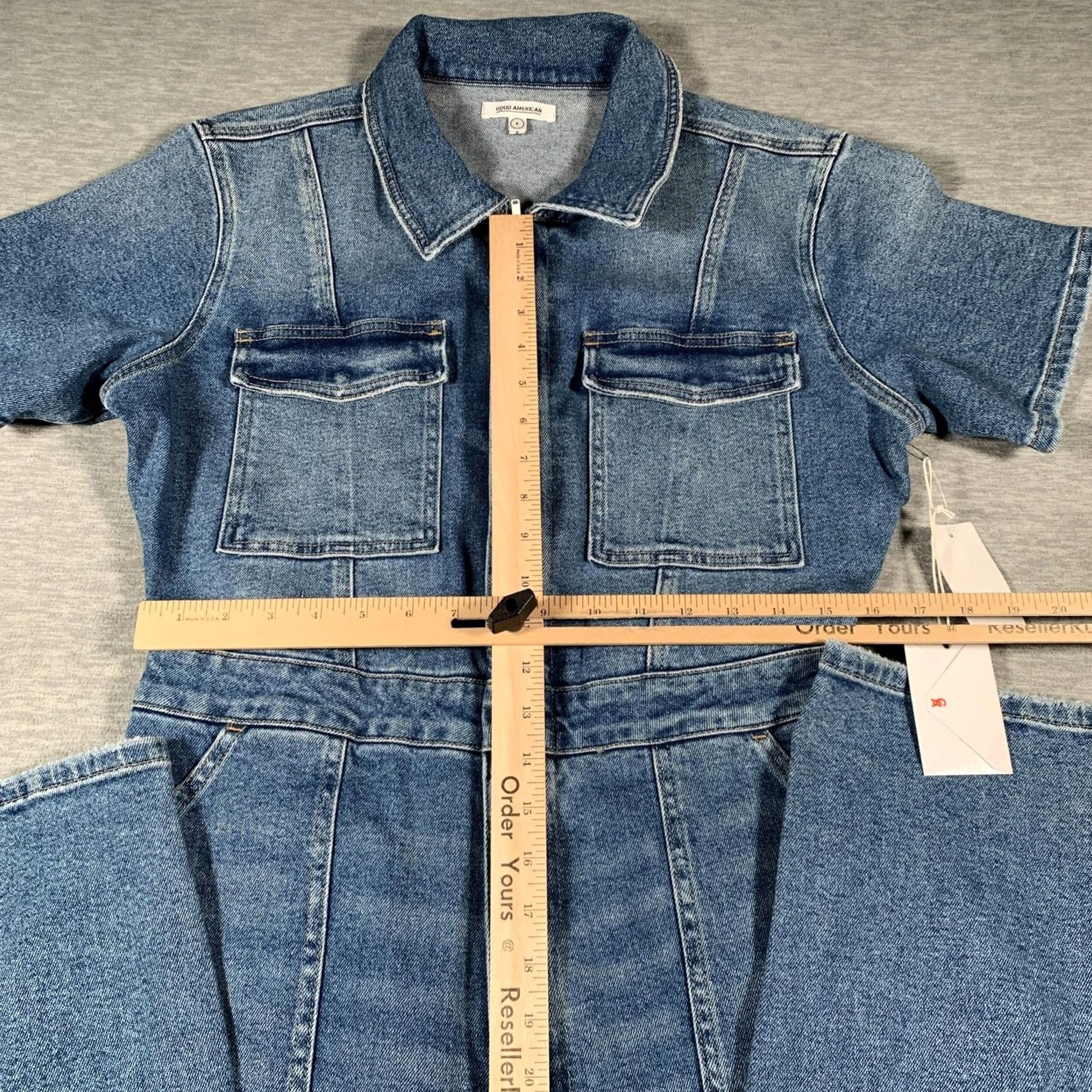 Good American Good American Utility Jumpsuit Womens 4 Blue Denim Short Sleeve Zip GMJS127 Size 27" / US 4 / IT 40 - 6 Thumbnail