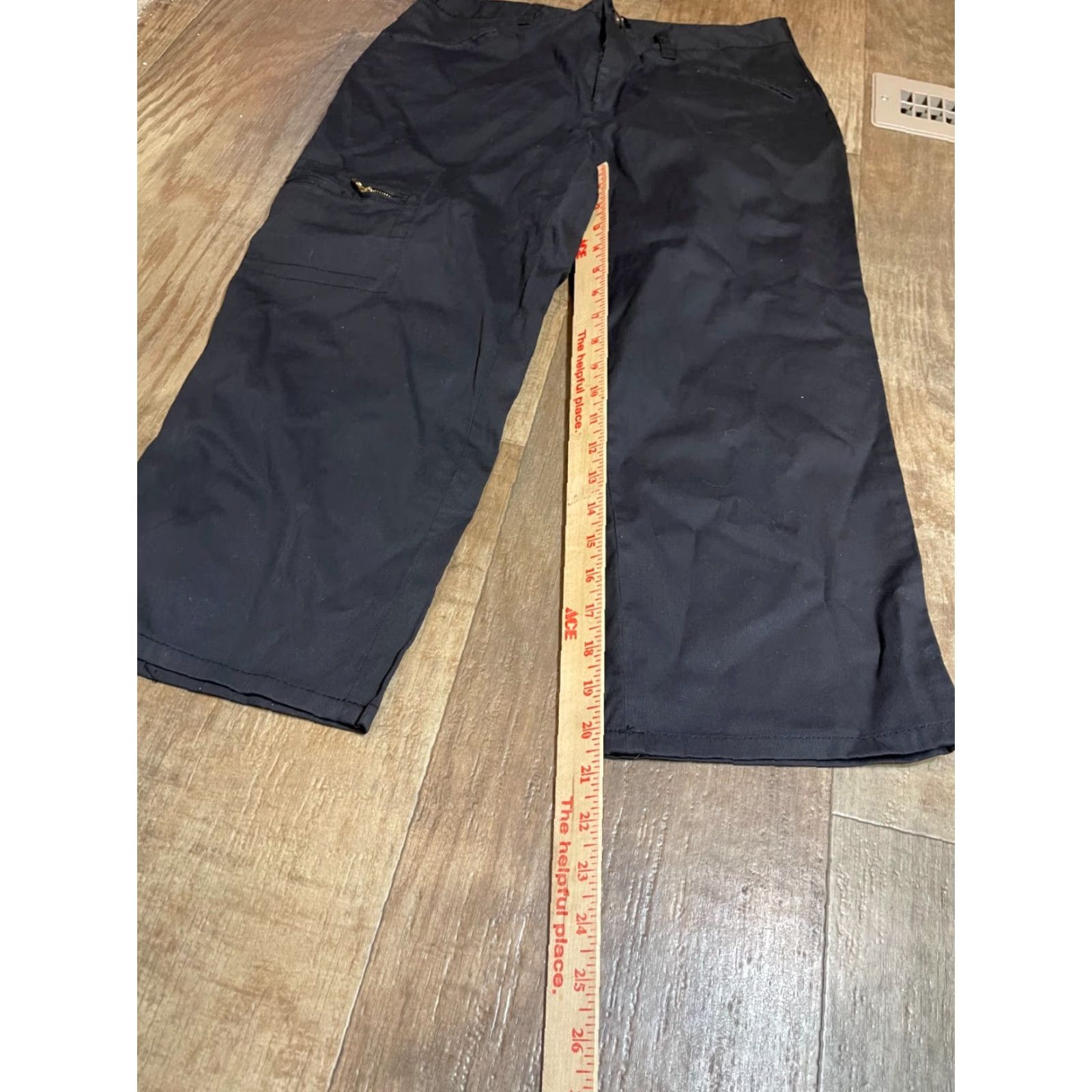 Vintage Rafaella Capri Pants Womens Size 10 Black Capris - Rafaella - Pants - Capris - Black - Size 10 - Women - Casual - Stretch Size 32" / US 10 / IT 46 - 2 Thumbnail