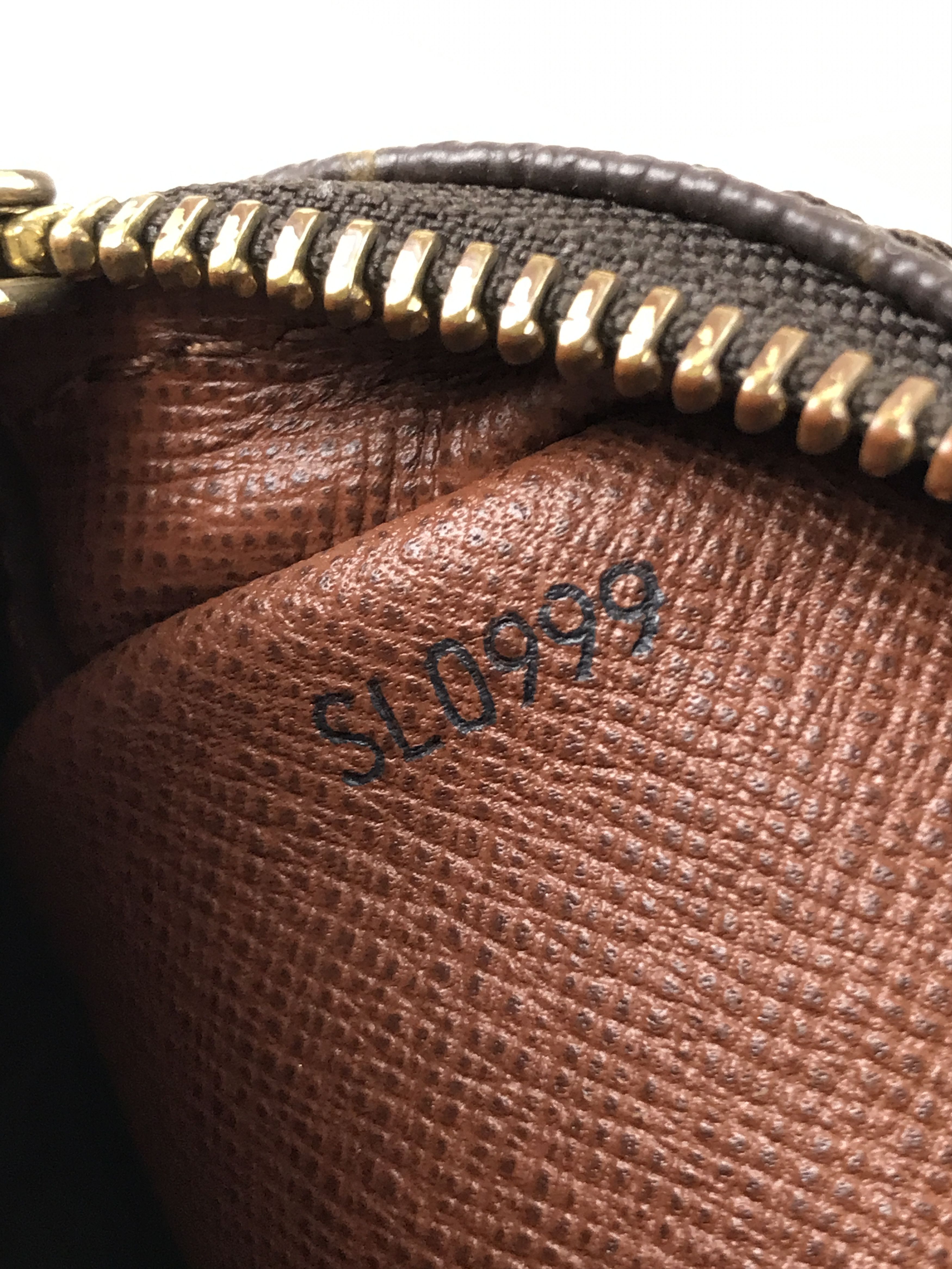 Louis Vuitton Louis Vuitton Danube Monogram Size ONE SIZE - 9 Thumbnail