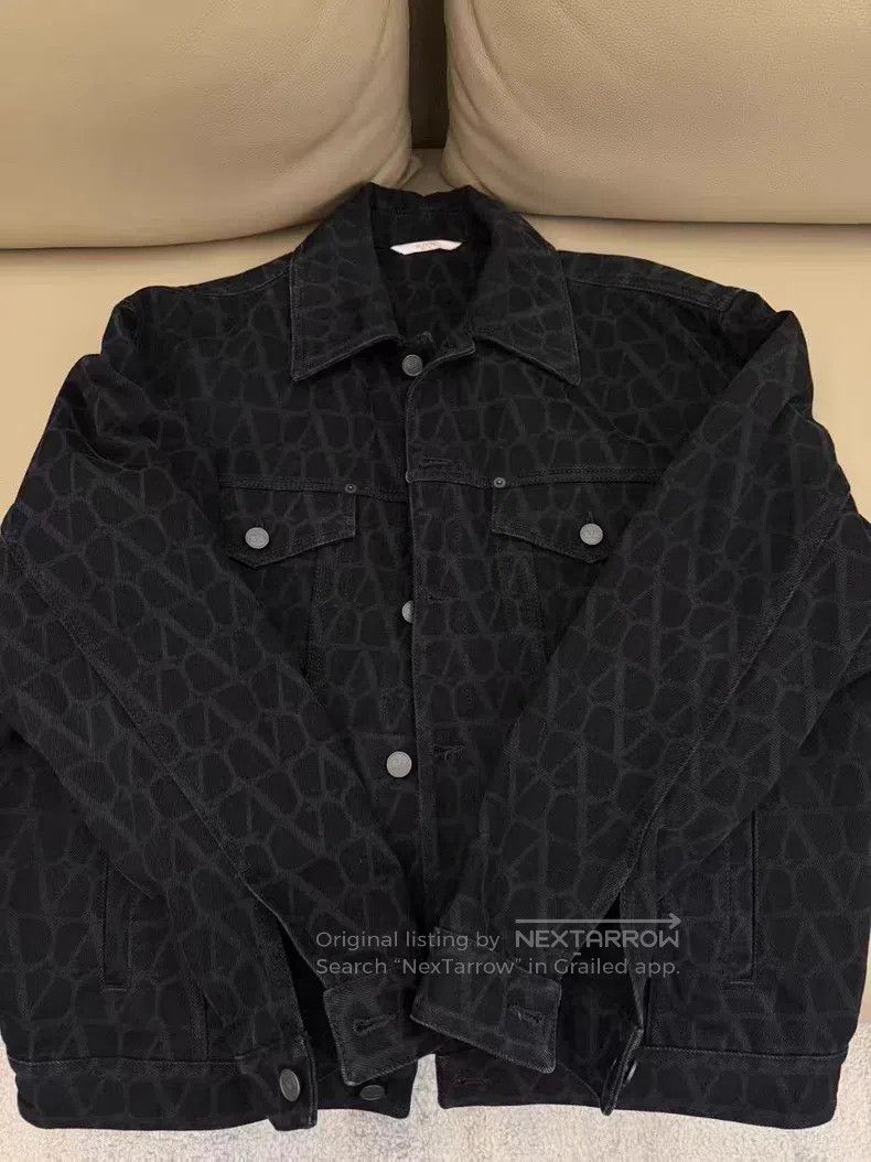 Valentino Valentino Men's black denim jacket Size US S / EU 44-46 / 1 - 1 Thumbnail