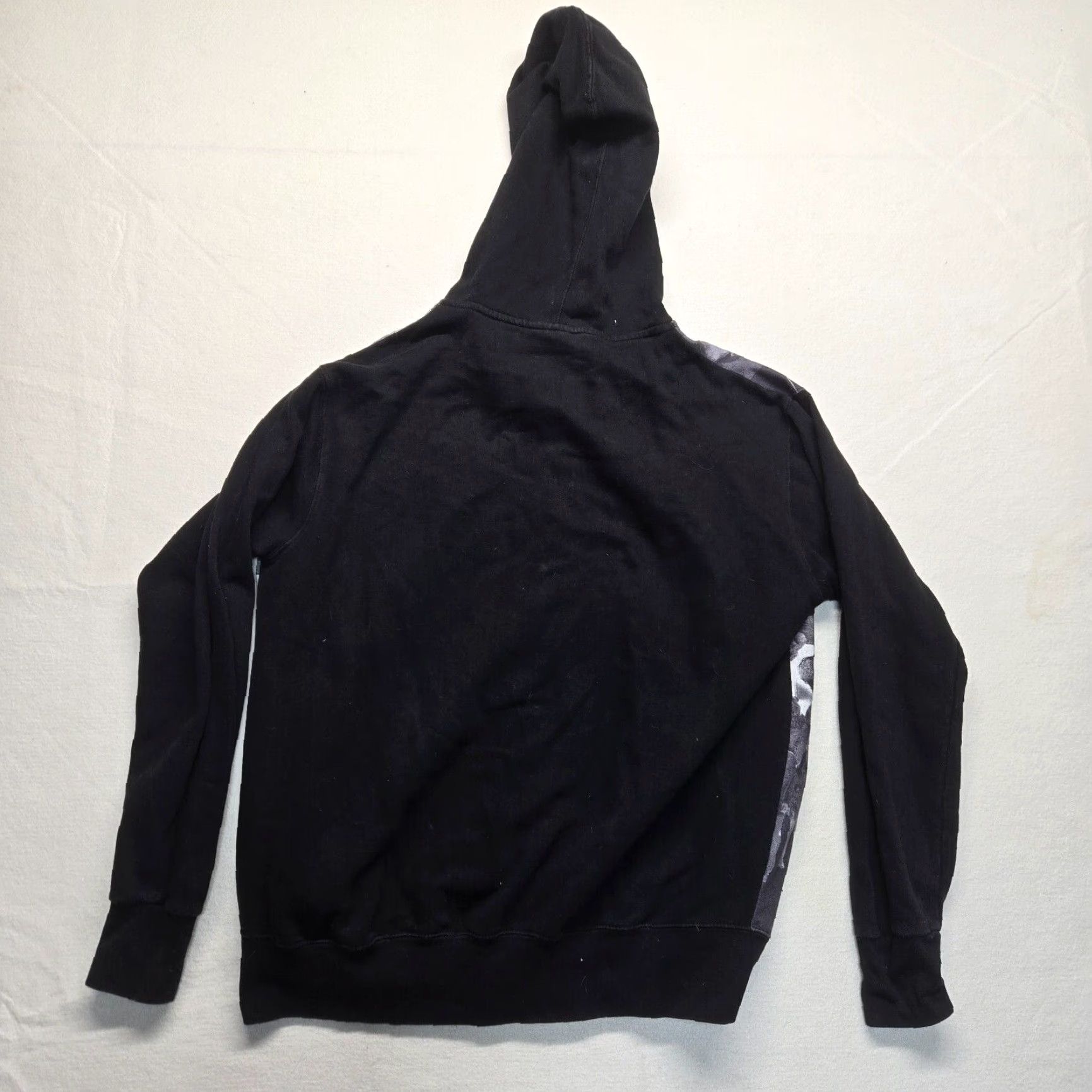 Vintage VINTAGE The Walking Dead Hoodie Daryl Image Sublimation ZIP Large Black Graphic Mens L Hoodie Size US L / EU 52-54 / 3 - 8 Thumbnail