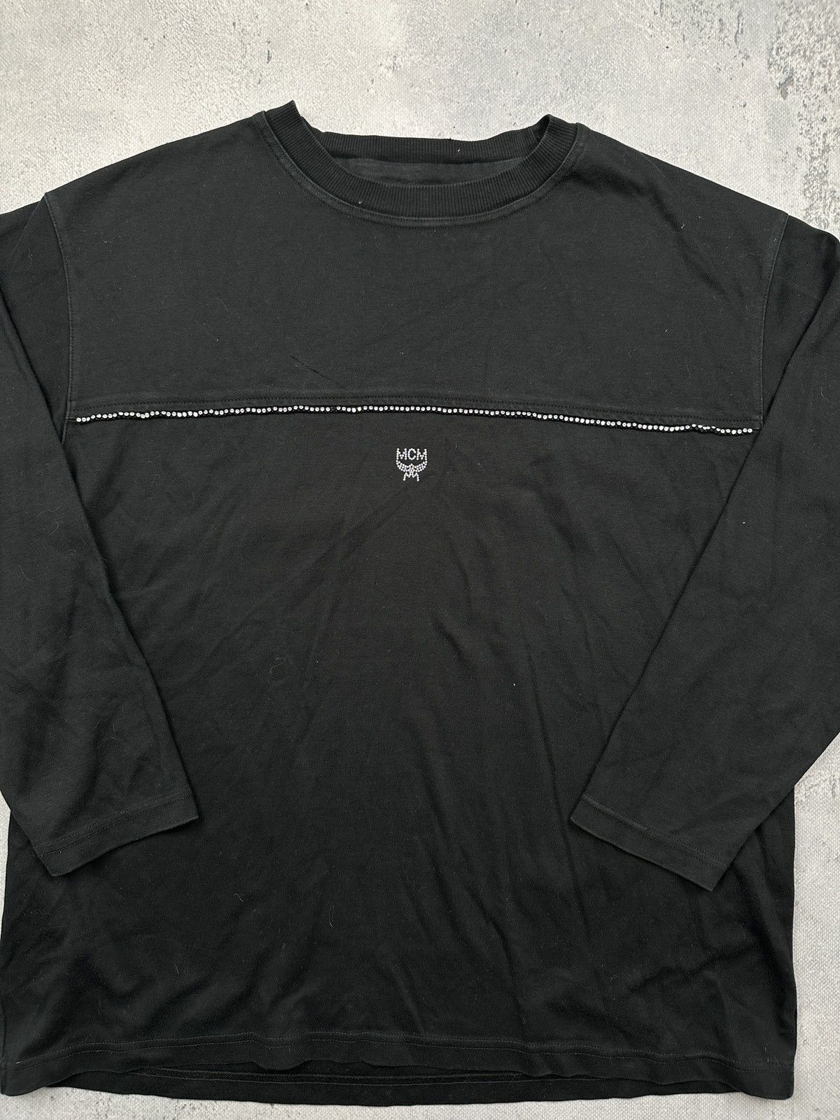 MCM Vintage MCM Italy Black Rhinestone Logo Long Sleeve Tee Rare Size L / US 10 / IT 46 - 9 Thumbnail