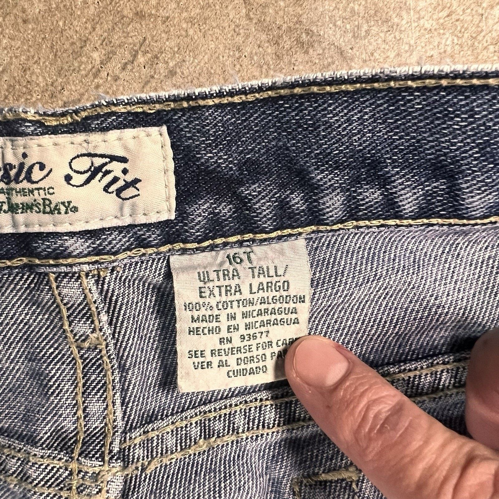 St. Johns Bay St. John's Bay Classic Fit Women's size 16T Jeans Vintage Size 38" / US 16 / IT 52 - 3 Thumbnail