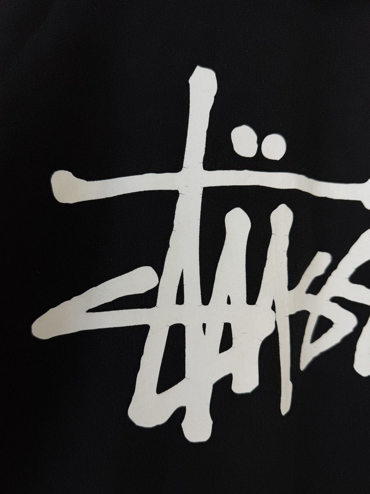 Stussy Stussy Hoodie Black Fleece Pullover Hoodie Vintage size L Size US L / EU 52-54 / 3 - 12 Thumbnail
