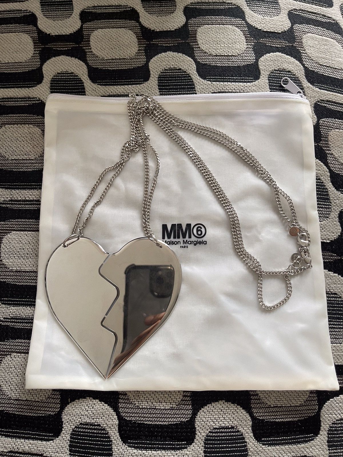 Maison Margiela Maison Margiela Oversized Broken Heart Necklace Size ONE SIZE - 2 Thumbnail