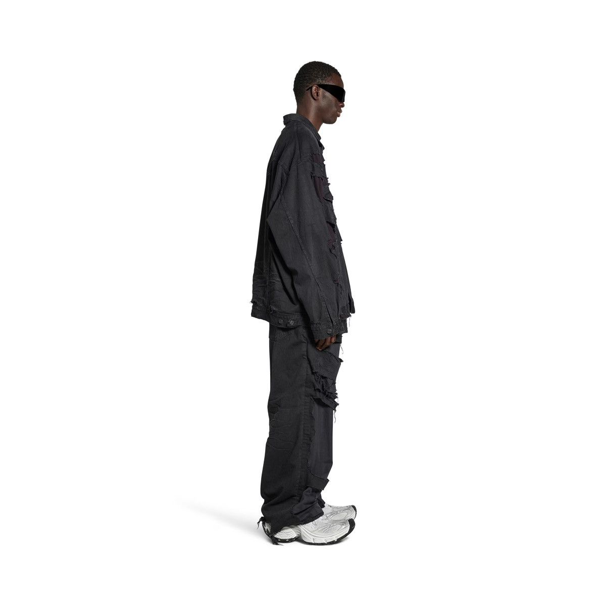 Balenciaga Balenciaga AW24 Unity Sport Destroyed Denim Jacket Sz. 2 Size US M / EU 48-50 / 2 - 3 Thumbnail