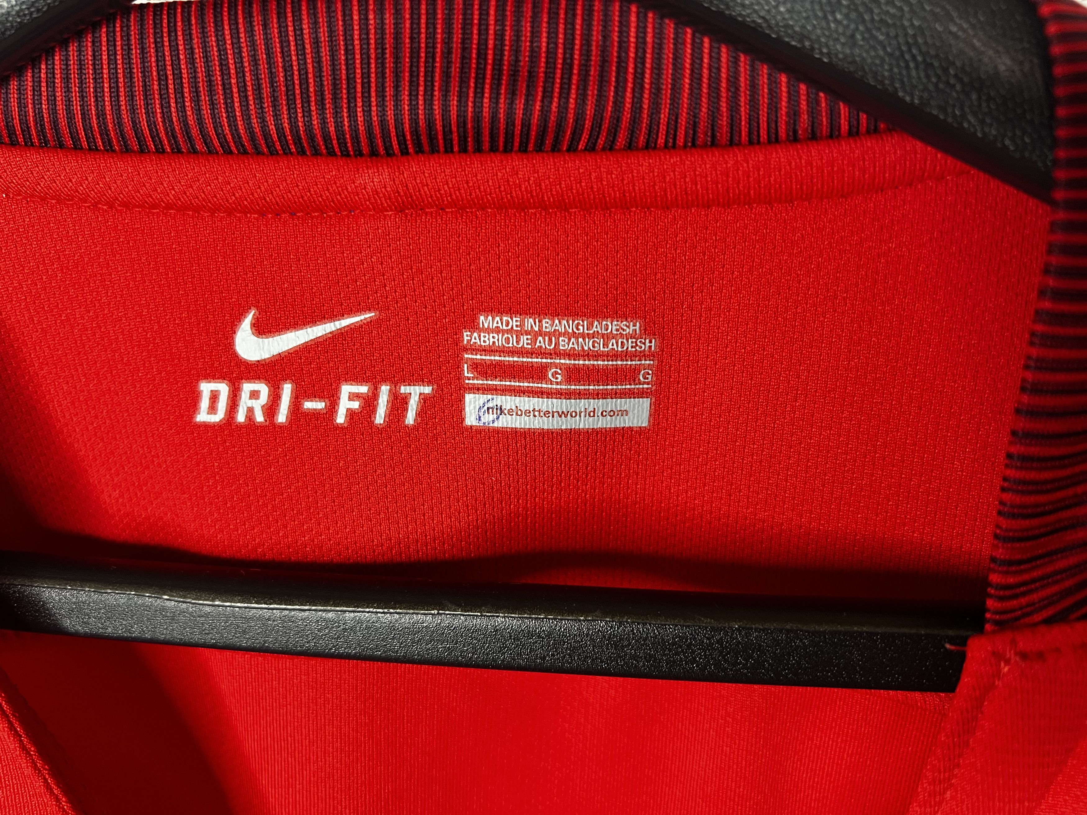Nike ENGLAND TEAM 2017 2018 AWAY FOOTBALL SHIRT SOCCER JERSEY Size US L / EU 52-54 / 3 - 5 Thumbnail