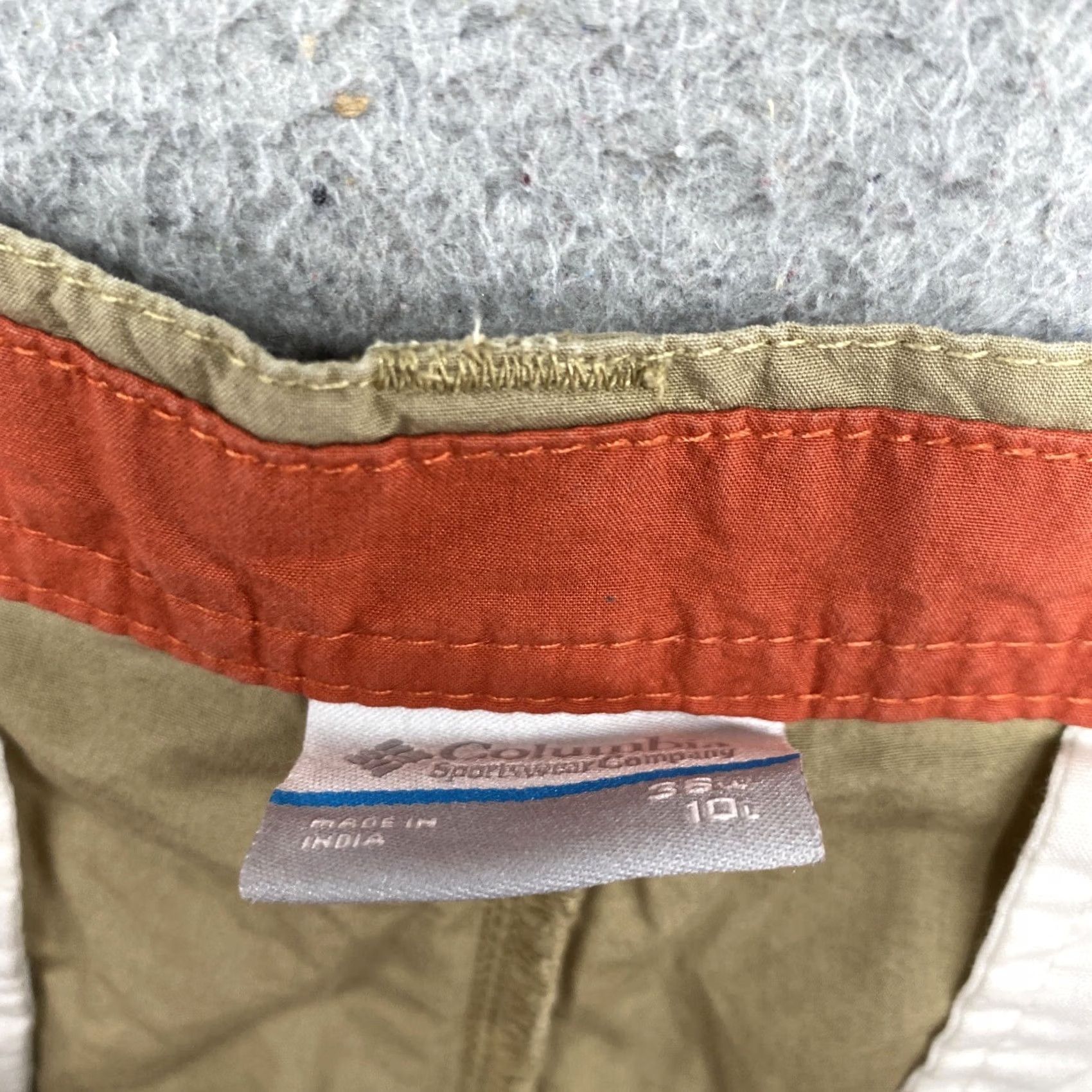 Vintage Columbia Mens Beige Fishing Hiking Outdoor Shorts 36 10” Inseam Regular Cargo Button Front Flat Front Logo Zipper Beige 36 Mens Size US 36 / EU 52 - 3 Thumbnail