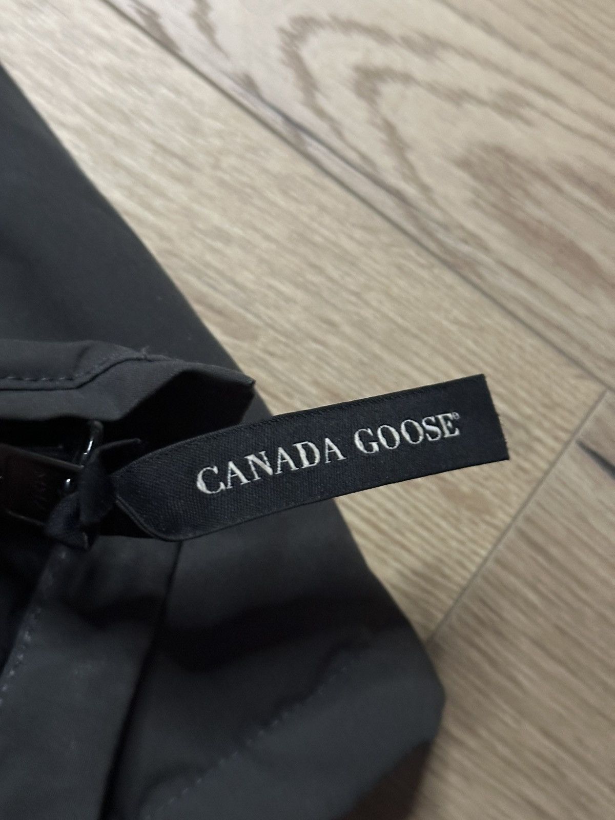Canada Goose Canada Goose Down Jacket – Size S Size US S / EU 44-46 / 1 - 6 Thumbnail