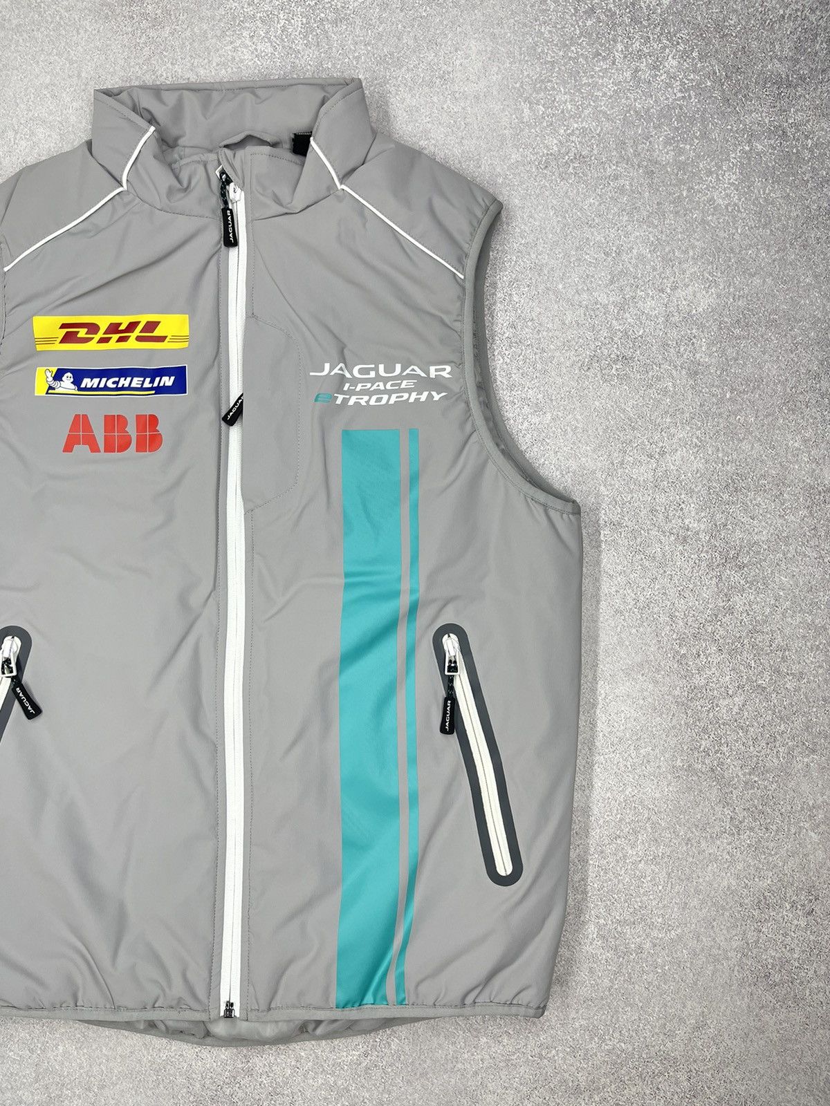 Formula 1 Racing Jaguar I Pace Etrophy Vest Grey Michelin F1 Size US S / EU 44-46 / 1 - 3 Thumbnail
