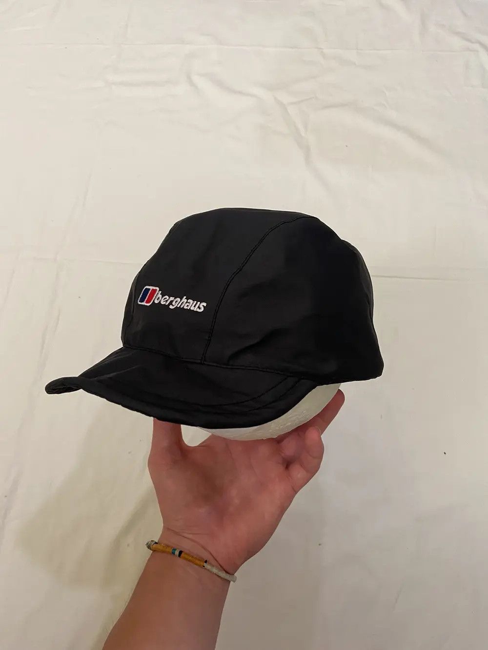 Berghaus VINTAGE BERGHAUS GORE TEX XCR FLEECE POLARTEC CAP HAT VISOR Size ONE SIZE - 1 Thumbnail