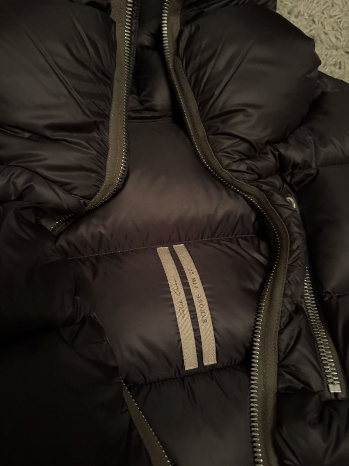 Rick Owens GRAIL Rick Owens Strobe FW22 Gimp Zip-Up Puffer Jacket Size US XL / EU 56 / 4 - 3 Thumbnail