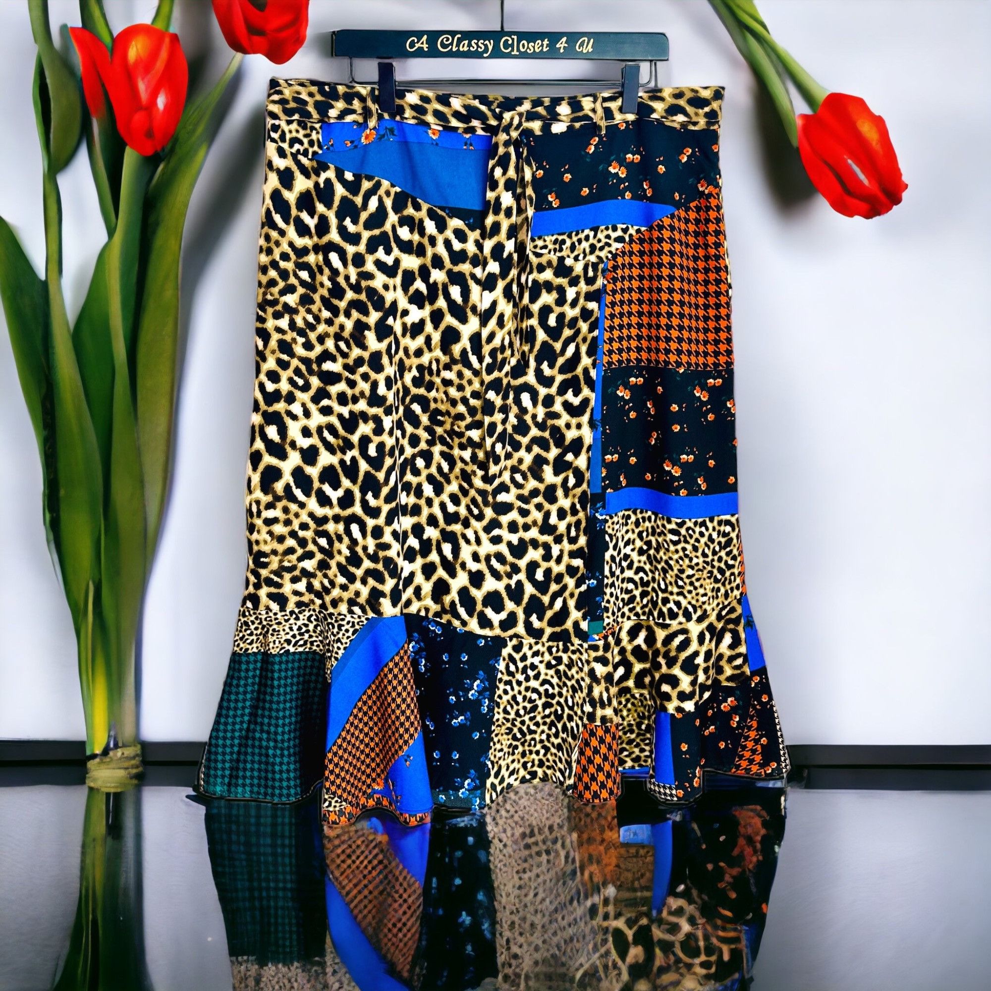 Calvin Klein Calvin Klein Mixed Print and Patch Pattern Skirt 16 Size 38" / US 16 / IT 52 - 1 Thumbnail
