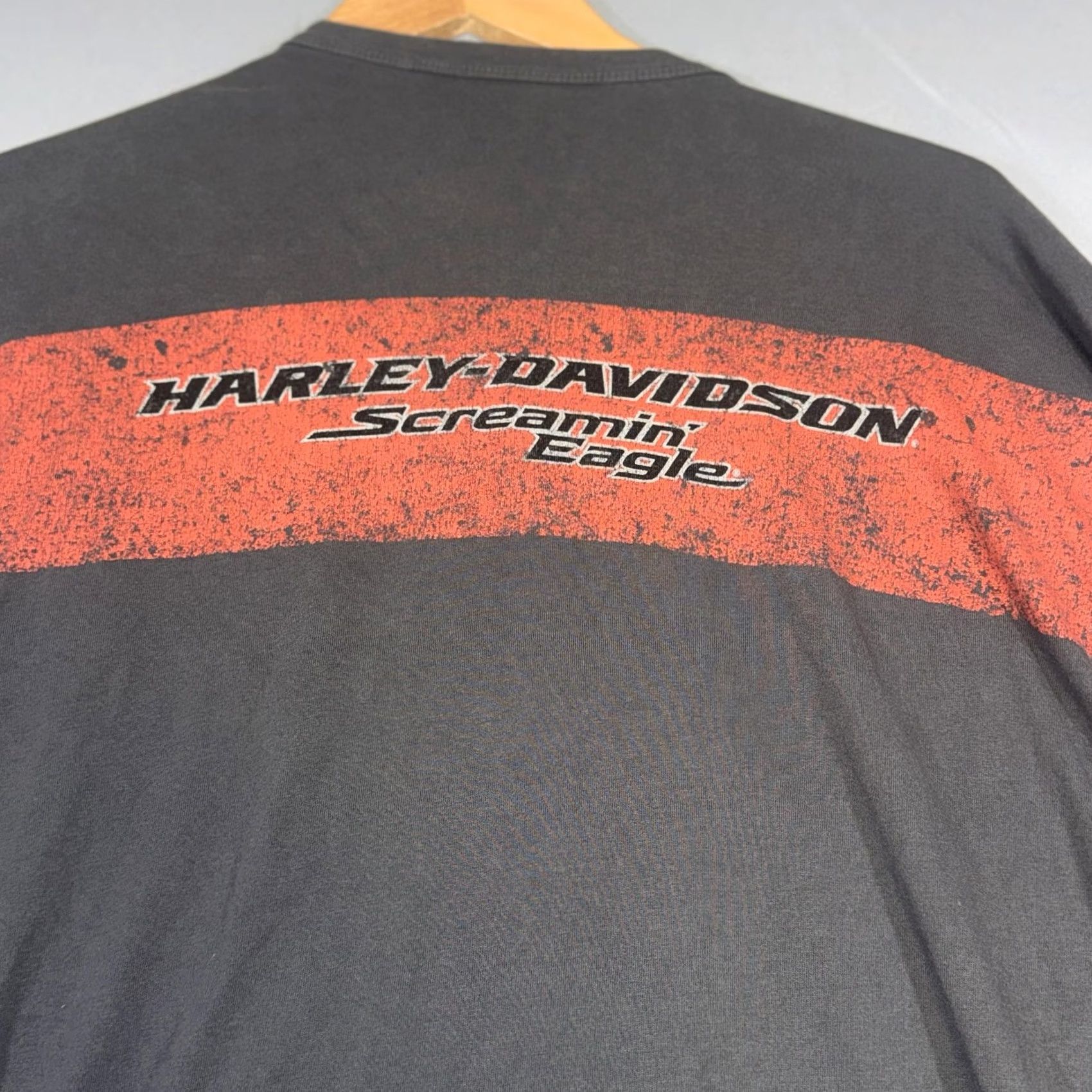 Harley Davidson Harley-Davidson Shirt Mens 2XL Gray Henley Long Sleeve Screamin Eagle Graphic Shirt Mens 2XL Gray Henley Long Sleeve Screamin Eagle Graphic Size US XXL / EU 58 / 5 - 5 Thumbnail