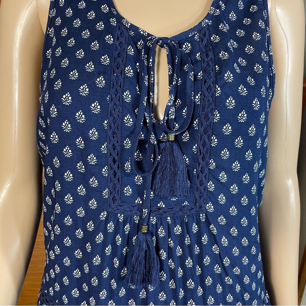 Other Luna Moon Blue Sleeveless Peplum Crochet Trim Rayon Blouse Size L / US 10 / IT 46 - 2 Thumbnail