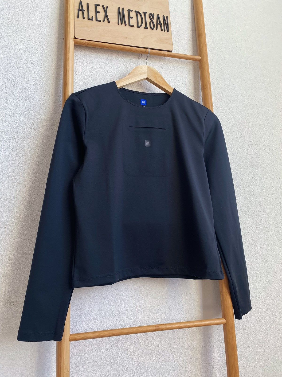Balenciaga × Gap × Yeezy Yeezy Gap Engineered By Balenciaga Long Sleeve Second Skin Size L / US 10 / IT 46 - 2 Thumbnail