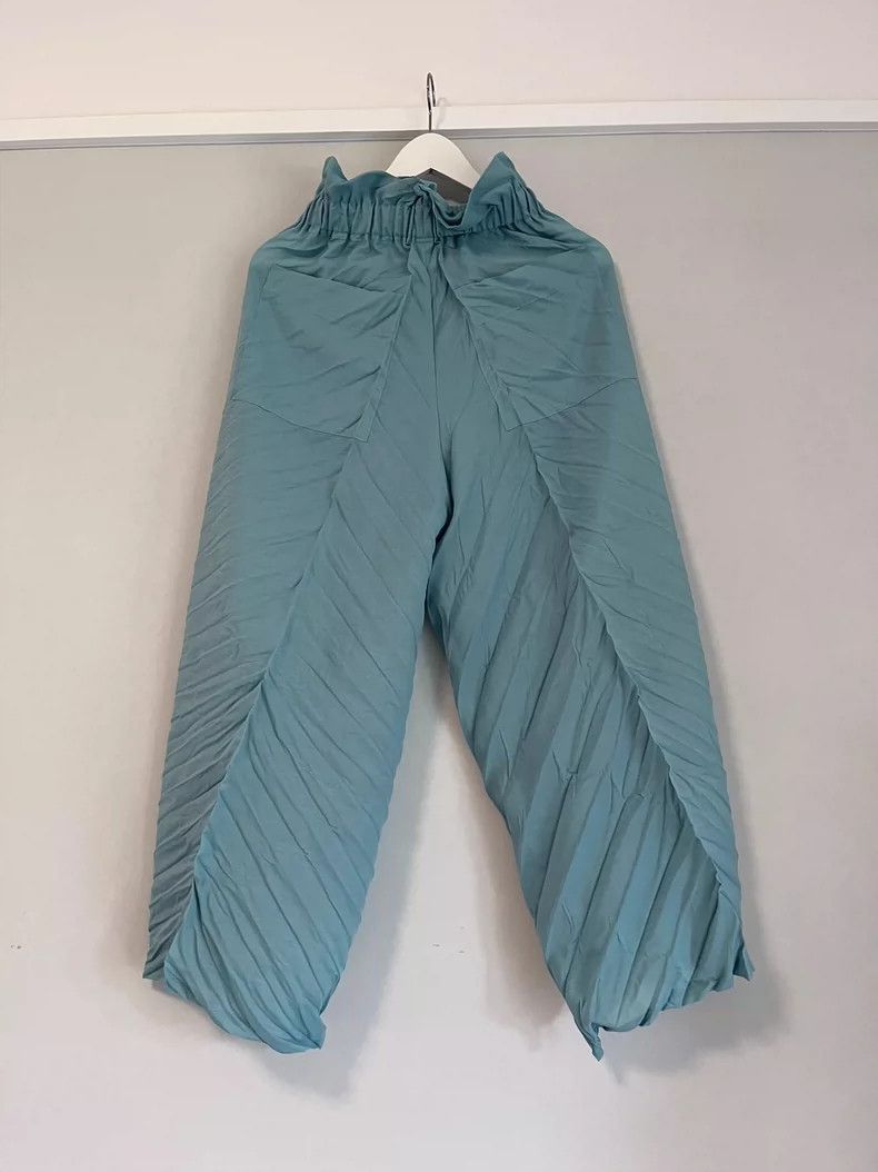 Issey Miyake Issey Miyake size:2 Light blue mainline wide-leg pants Size 31" - 5 Thumbnail