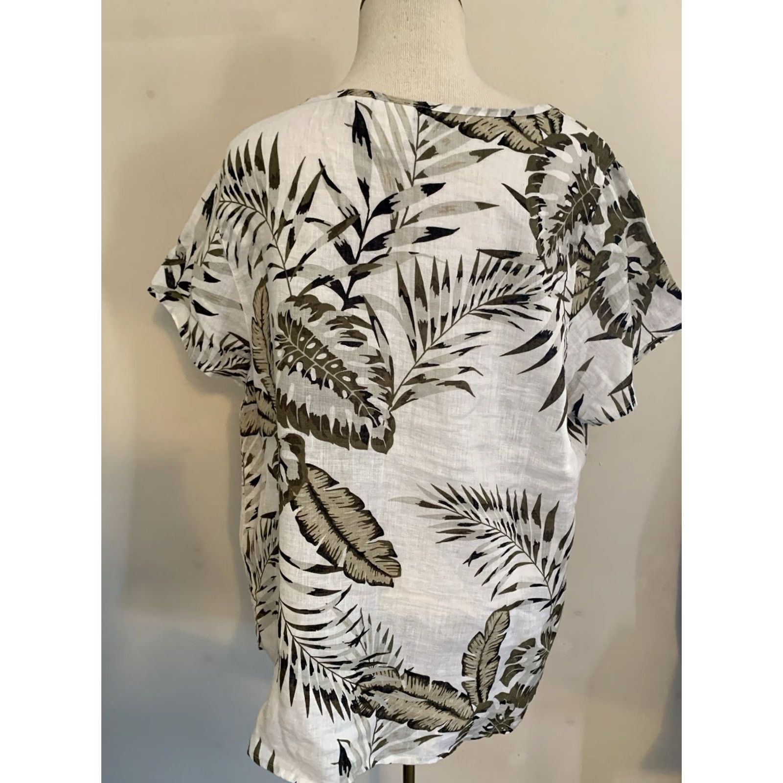 Vintage VINTAGE C&C California Shirt Womens 1X 100% Linen Tropical Ferns Hi-Lo Short Sleeve Size XL / US 12-14 / IT 48-50 - 2 Thumbnail