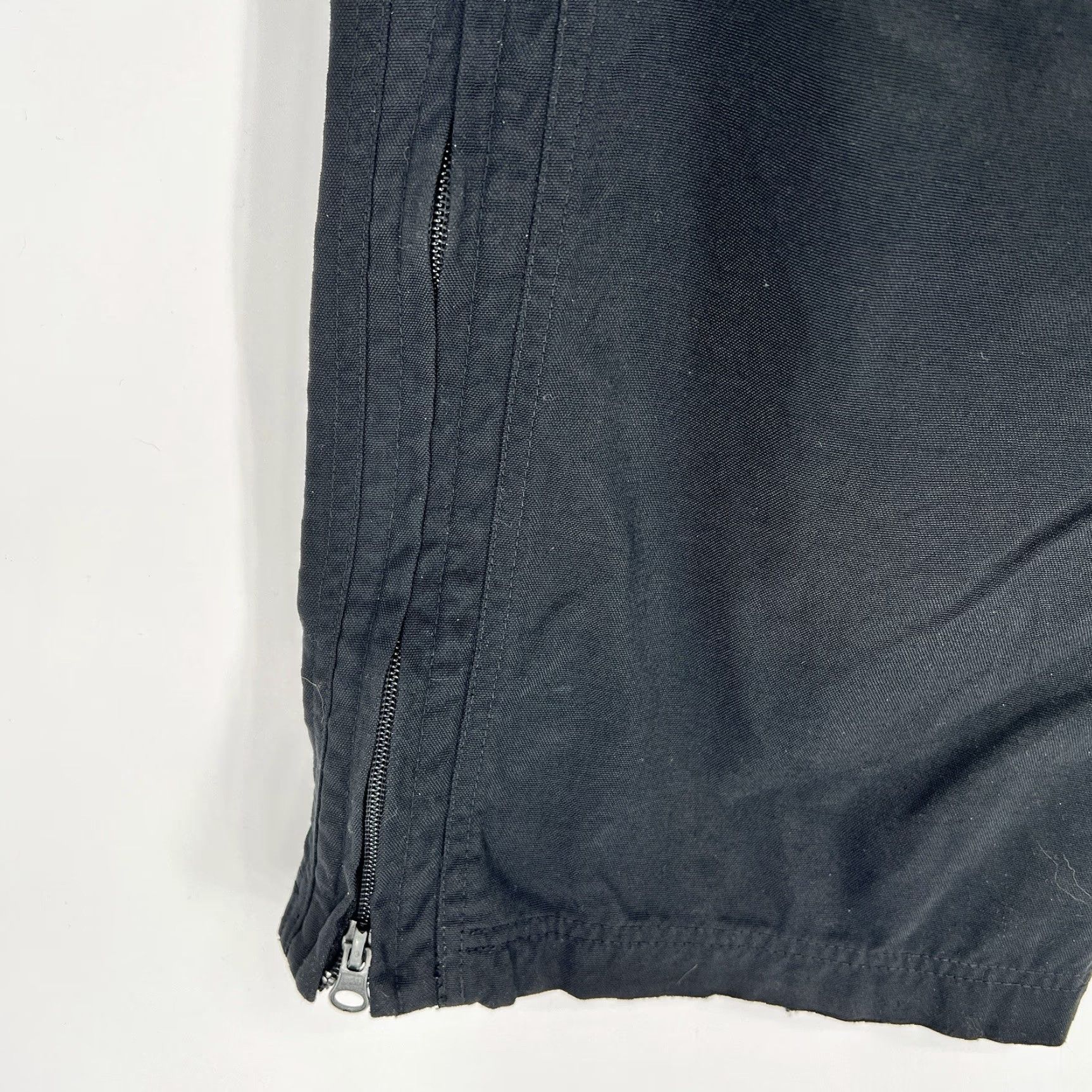 Nike VINTAGE Nike Bauer Hockey Pants Mens L Black Zip Leg Track Pants Wide-Leg Mens Sports Activewear Size US 33 - 6 Thumbnail