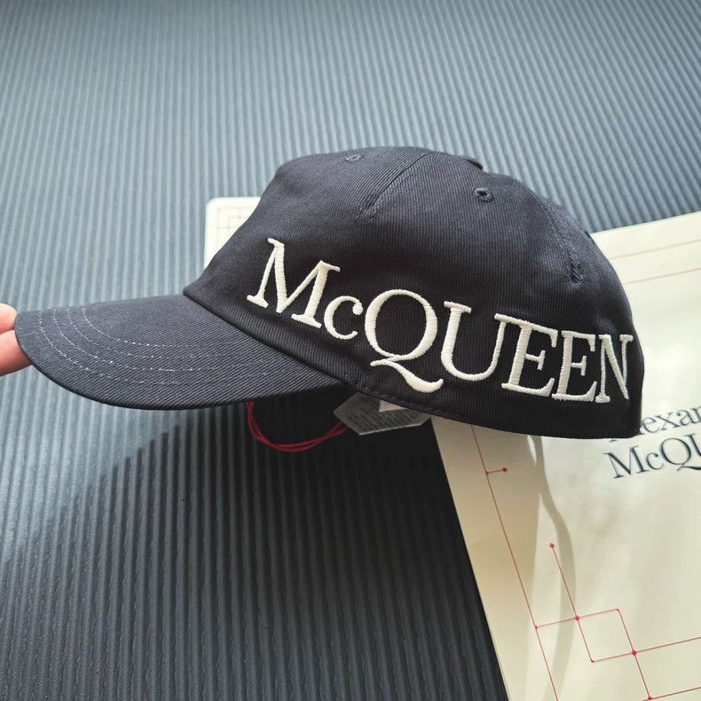 Alexander McQueen Alexander Mcqueen SizeM Sewing hats Size ONE SIZE - 3 Thumbnail