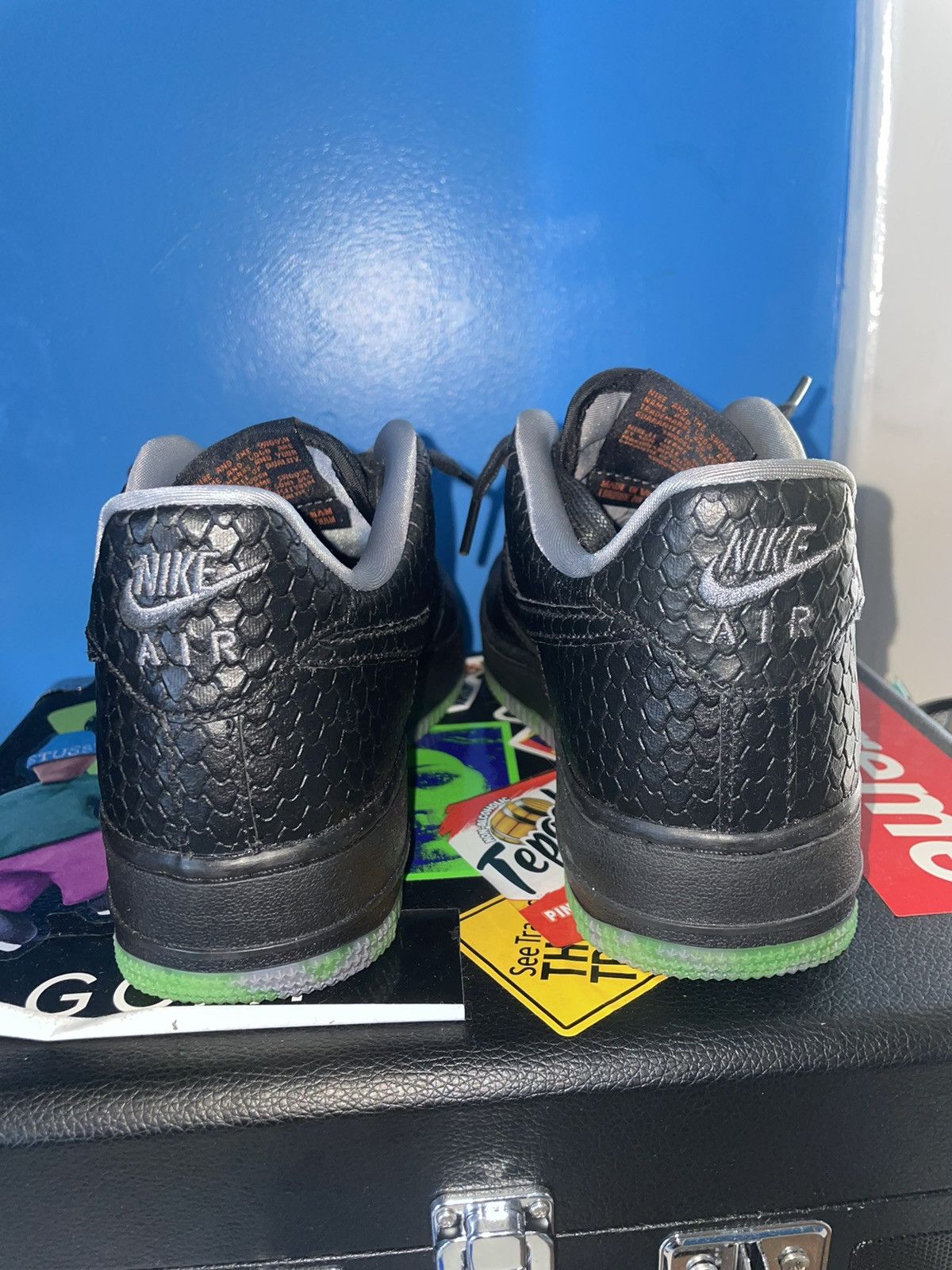 Nike AIR FORCE 1 ‘07 HALLOWEEN - HEADLESS HORSEMAN Size US 6 / EU 39 - 3 Thumbnail