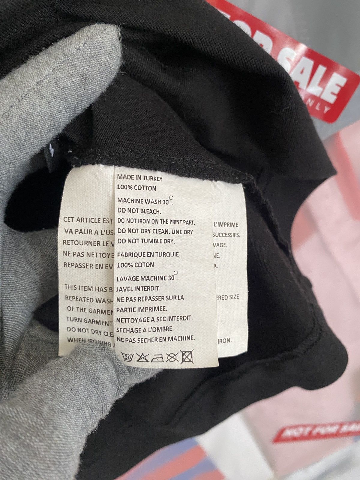Comme des Garcons Dover Street Market Big Logo Spell Out Tee S fit to M Size US S / EU 44-46 / 1 - 4 Thumbnail