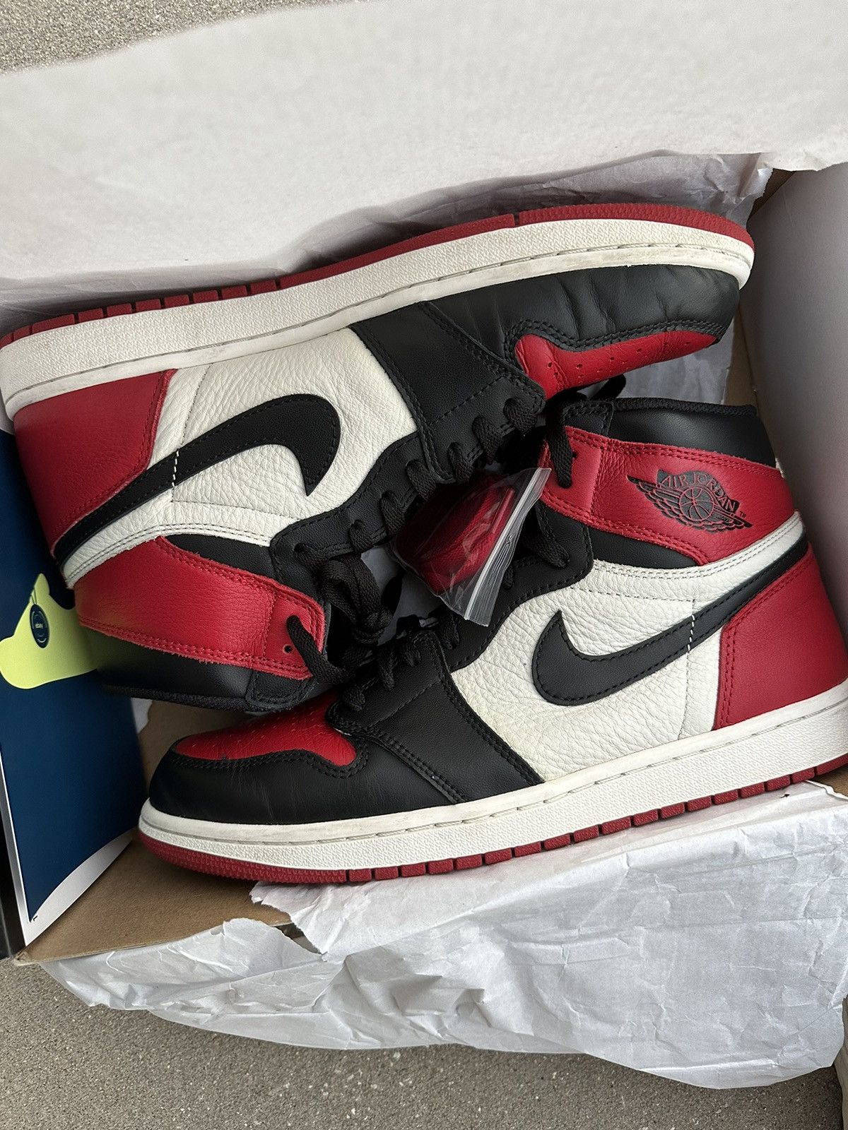 Jordan Brand × Nike Jordan 1 OG Bred Toe Size US 11 / EU 44 - 5 Thumbnail