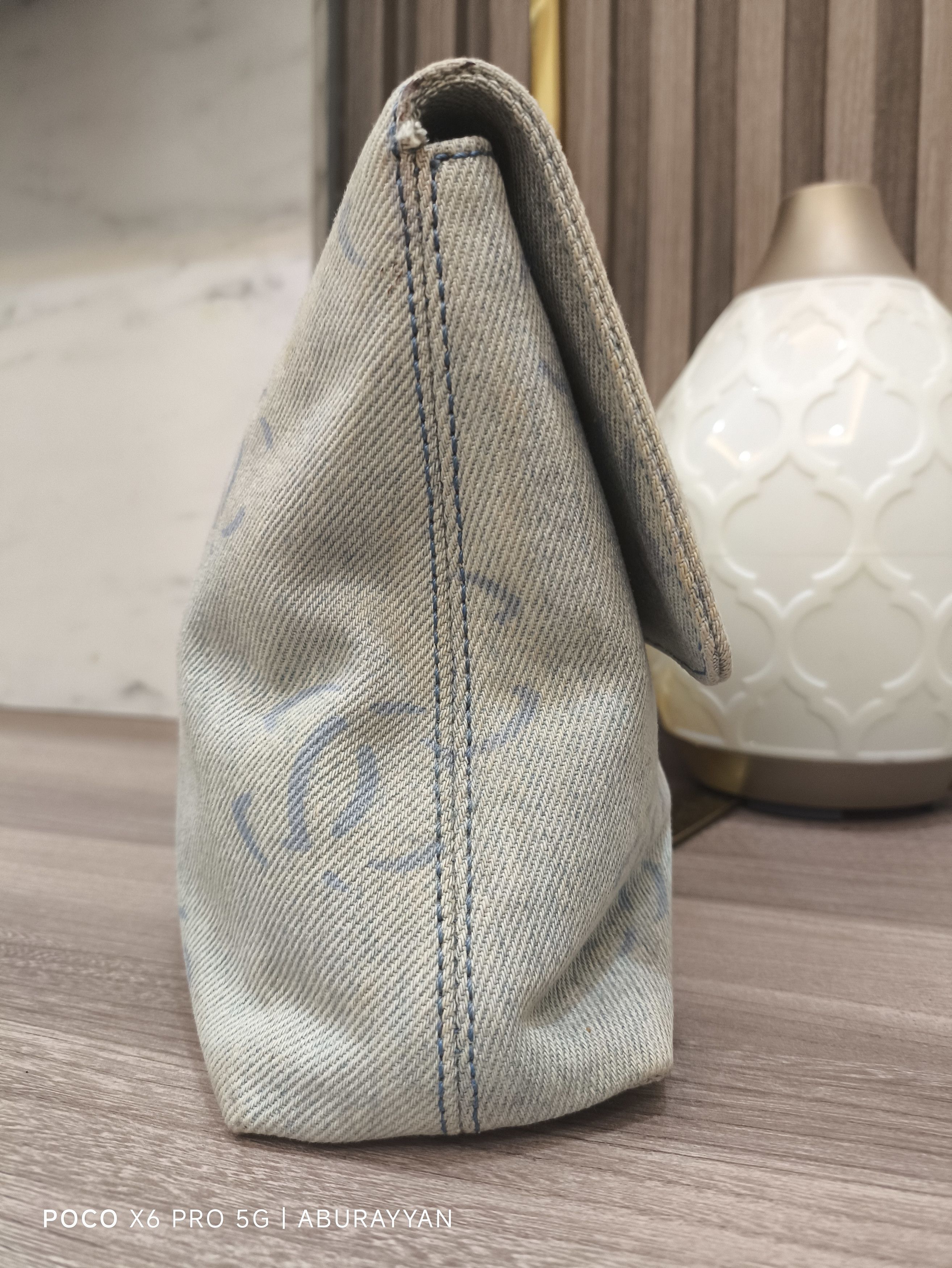 Chanel Chanel Blue CC Signature Denim Vintage Clutch Size ONE SIZE - 3 Thumbnail