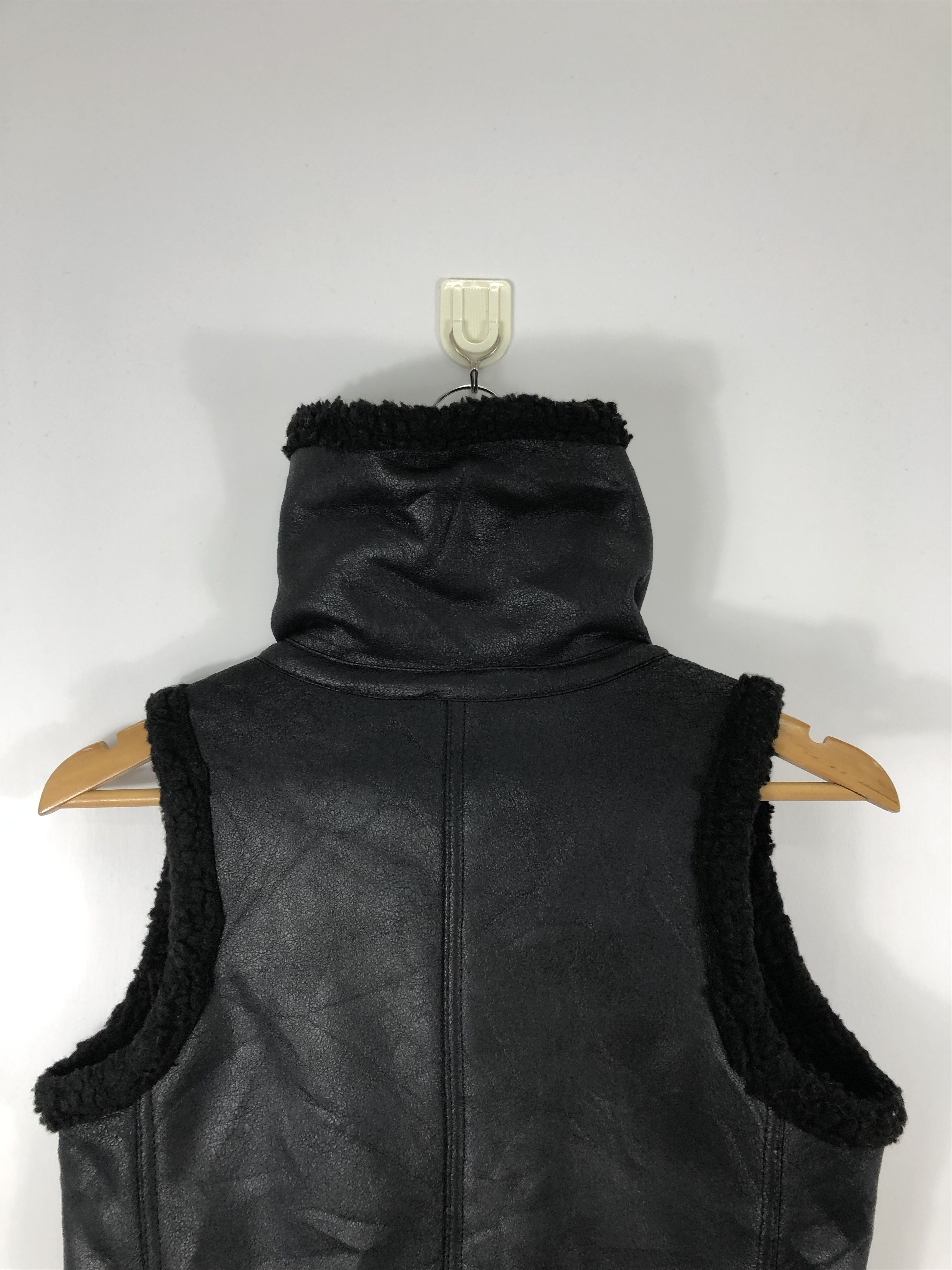 Japanese Brand Vintage Japanese Brand Sherpa Leather Motorcycle Vest J0601 Size US S / EU 44-46 / 1 - 4 Thumbnail