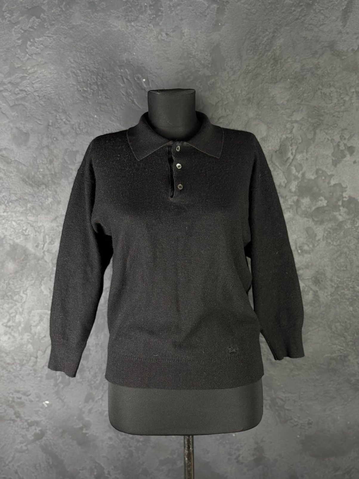 Burberry Burberrys Vintage Black Wool Cashmere Sweater Size M / US 6-8 / IT 42-44 - 1 Thumbnail