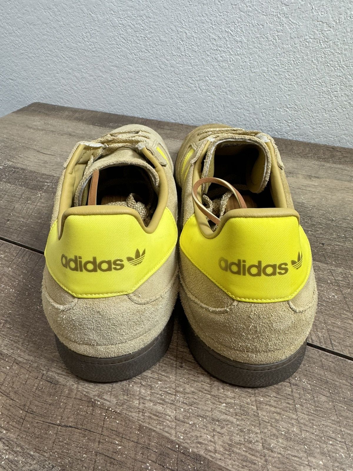 Adidas Adidas Busenitz Vintage Golden Beige Yellow Gum Size 13 Size US 13 / EU 46 - 4 Thumbnail