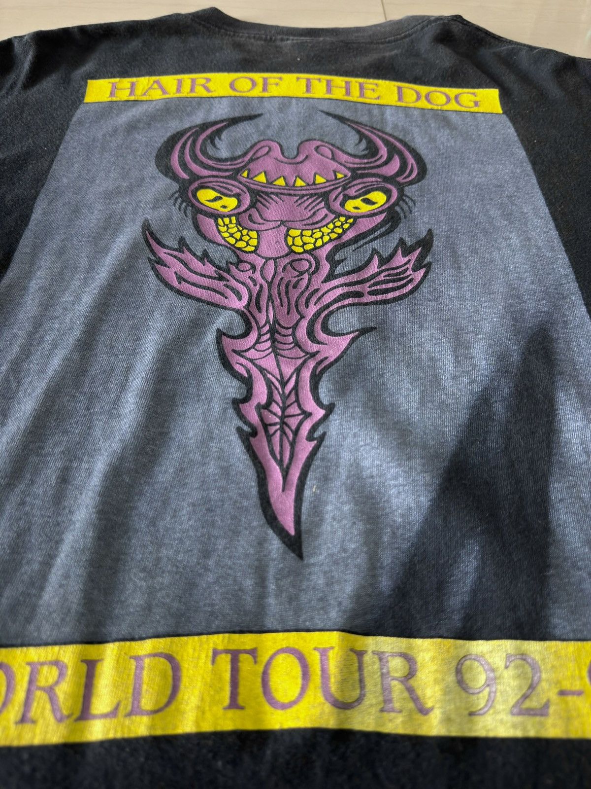 Band Tees 1992-1993 Warrant Dog Eat Dog World Tour 90s Brockum Shirt Size US L / EU 52-54 / 3 - 5 Thumbnail