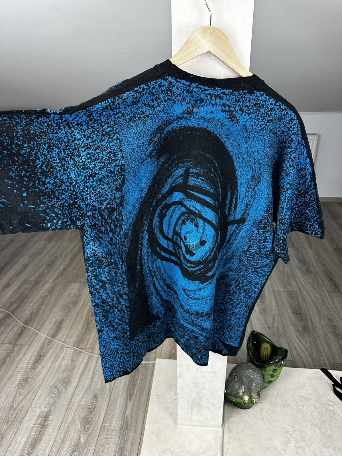 Band Tees U2 Zooropa 1993 T-Shirt Vintage Zoo TV The Final XL Rare Size US XL / EU 56 / 4 - 7 Thumbnail