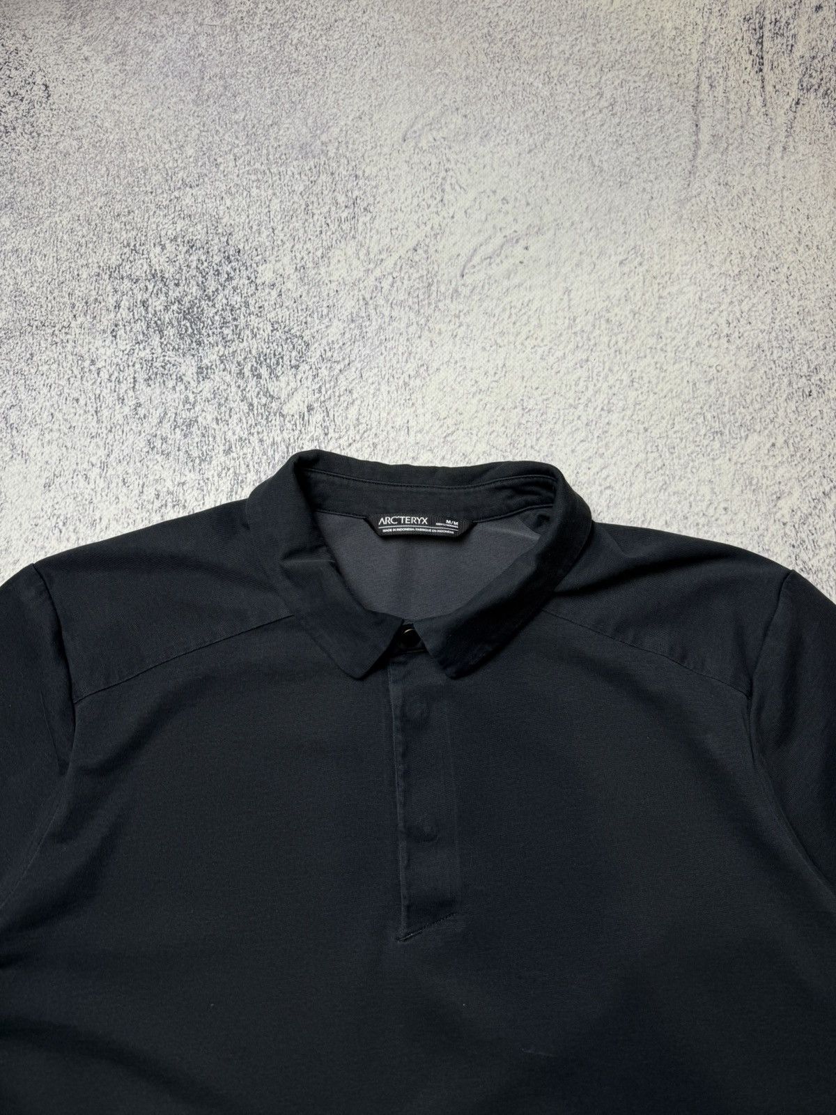 Arc'teryx Mens Arcteryx Black Polo Shirt Size M Size US M / EU 48-50 / 2 - 2 Thumbnail