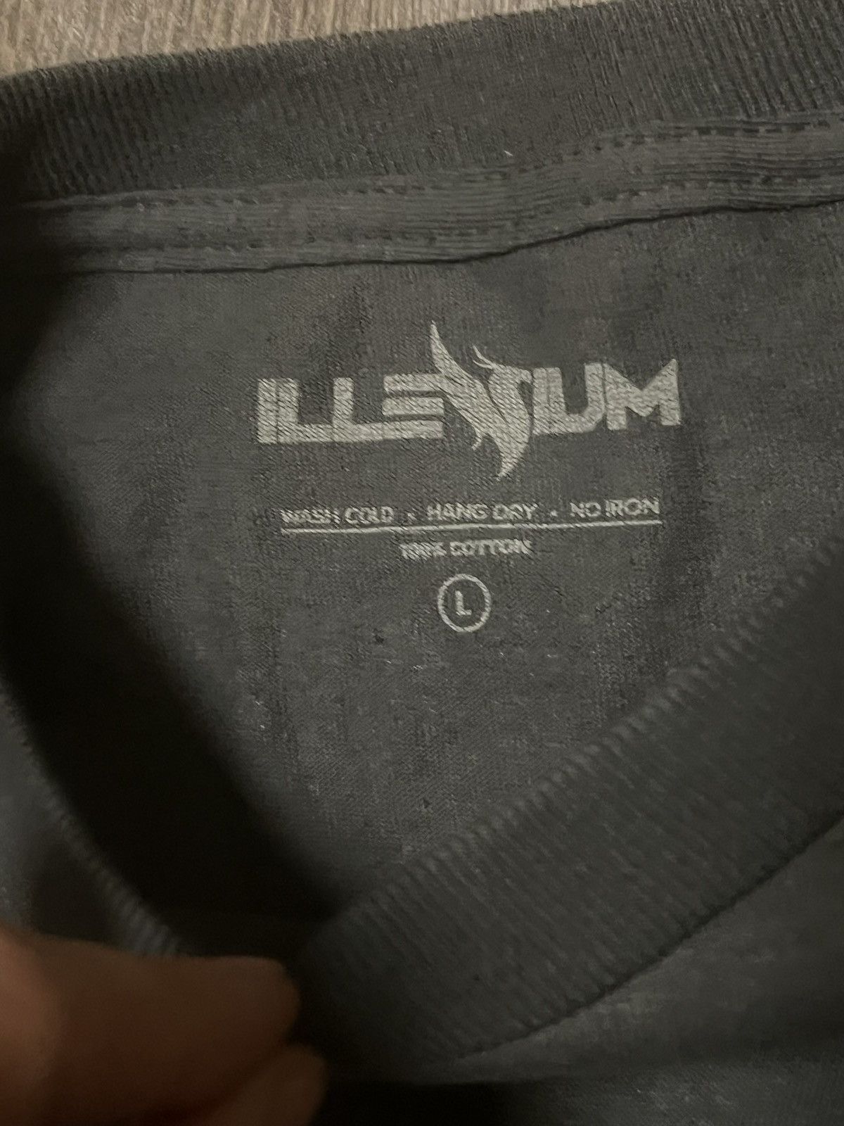 Other Illenium Long Sleeve Concert Shirt size Large Size US L / EU 52-54 / 3 - 3 Thumbnail