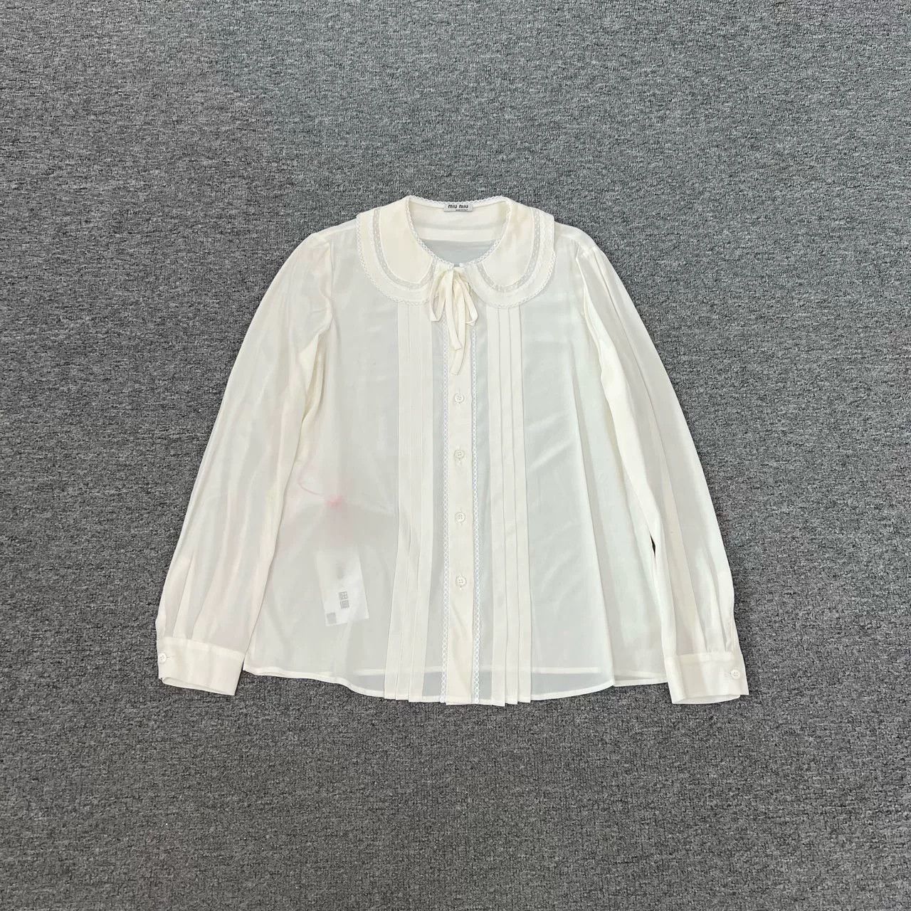 Miu Miu Miu Miu Silk Bow Lace Peter Pan Collar Shirt Size S / US 4 / IT 40 - 1 Thumbnail