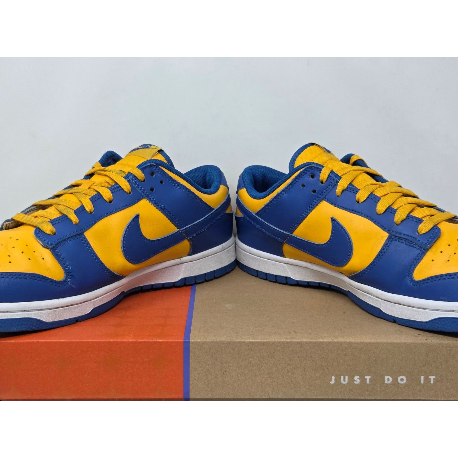 Nike Nike Dunk Low UCLA DD1391-402 Size 11.5 WORN Size US 11.5 / EU 44-45 - 6 Thumbnail