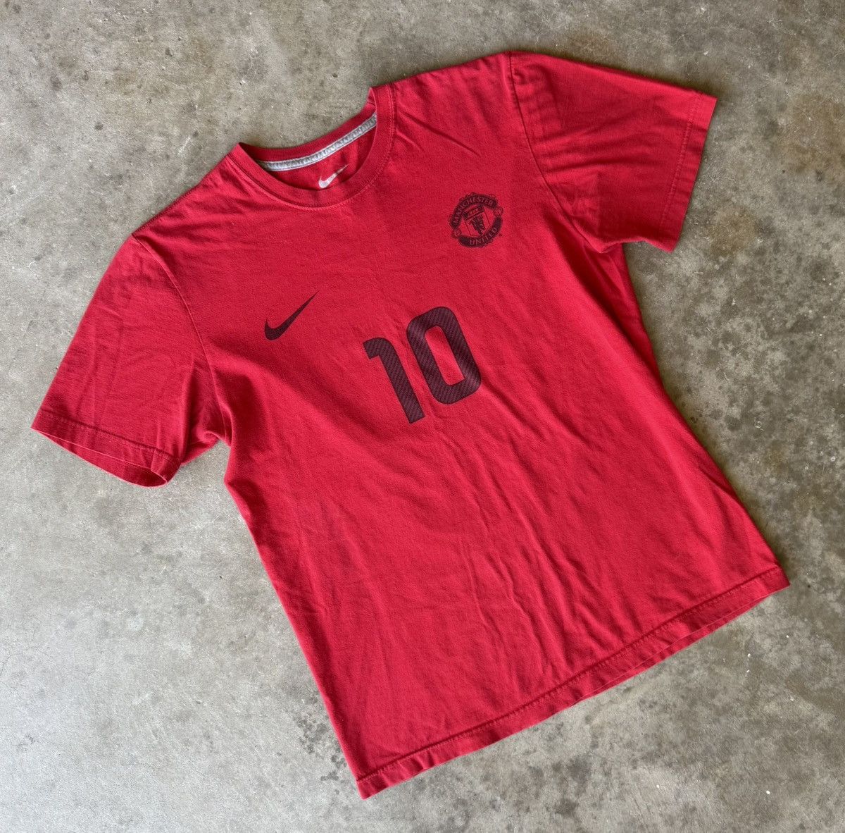 Vintage Nike x Manchester United T Shirt Size Medium Size US M / EU 48-50 / 2 - 1 Thumbnail